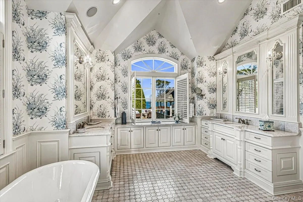 Radiant Heat, Steam Shower, Private Water Closet Radiant Heat, Steam Shower, Private Water Closet