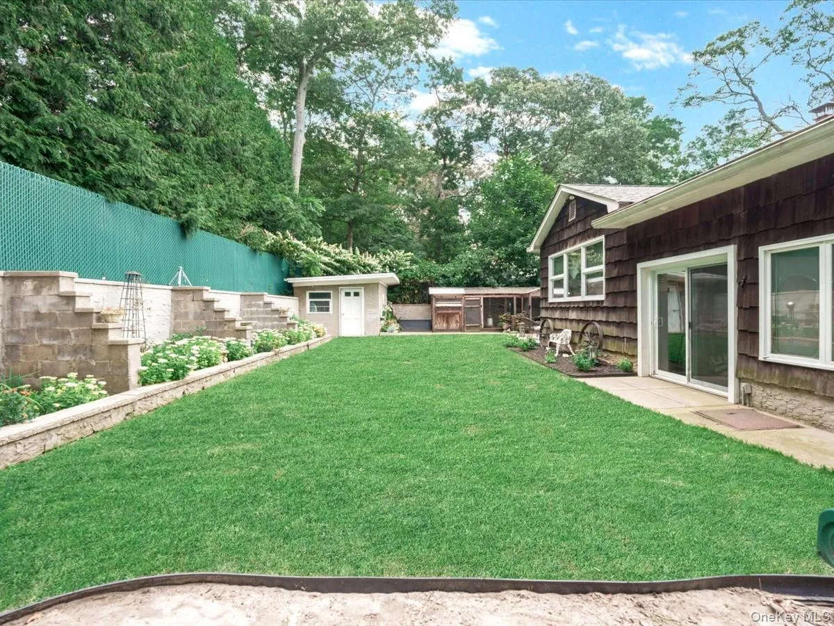 223 Locust Drive, Brookhaven, NY, 3 Bedrooms Bedrooms, 7 Rooms Rooms,1 BathroomBathrooms,Residential,For Rent,Locust,0,990249 223 Locust Drive, Brookhaven, NY, 3 Bedrooms Bedrooms, 7 Rooms Rooms,1 BathroomBathrooms,Residential,For Rent,Locust,0,990249