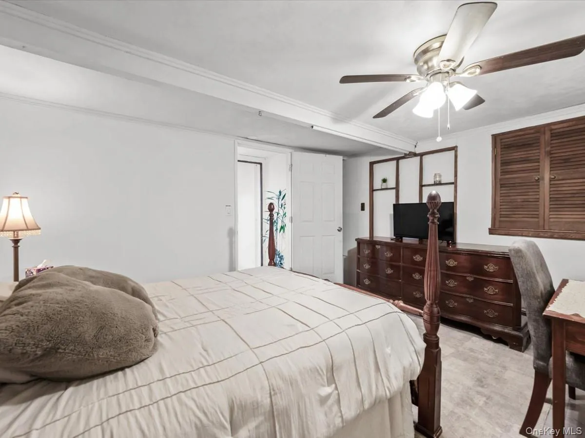223 Locust Drive, Brookhaven, NY, 3 Bedrooms Bedrooms, 7 Rooms Rooms,1 BathroomBathrooms,Residential,For Rent,Locust,0,990249 223 Locust Drive, Brookhaven, NY, 3 Bedrooms Bedrooms, 7 Rooms Rooms,1 BathroomBathrooms,Residential,For Rent,Locust,0,990249