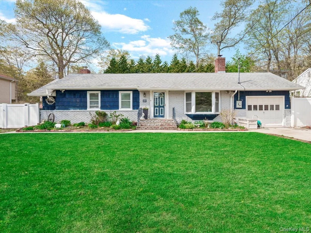 223 Locust Drive, Brookhaven, NY, 3 Bedrooms Bedrooms, 7 Rooms Rooms,1 BathroomBathrooms,Residential,For Rent,Locust,0,990249 223 Locust Drive, Brookhaven, NY, 3 Bedrooms Bedrooms, 7 Rooms Rooms,1 BathroomBathrooms,Residential,For Rent,Locust,0,990249