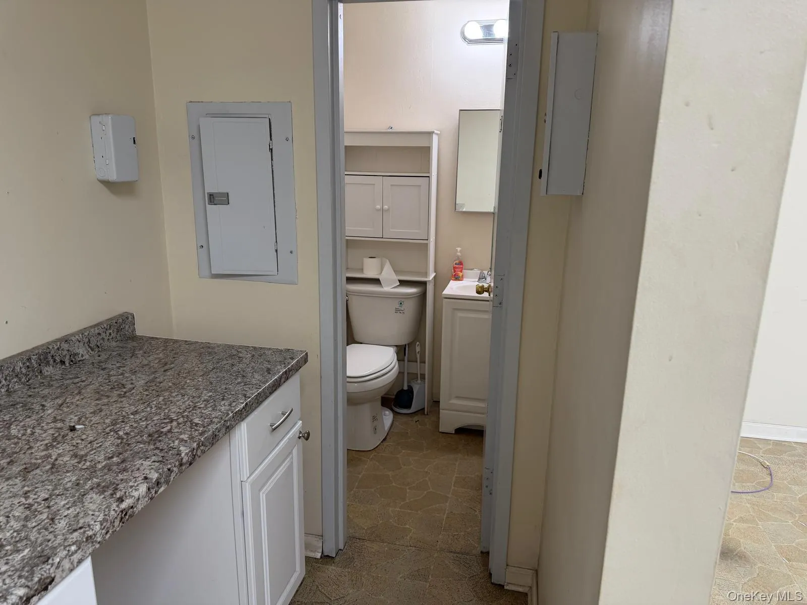 231 S Middletown Road, Clarkstown, NY, ,Commercial Lease,For Rent,S Middletown,0,990254 231 S Middletown Road, Clarkstown, NY, ,Commercial Lease,For Rent,S Middletown,0,990254