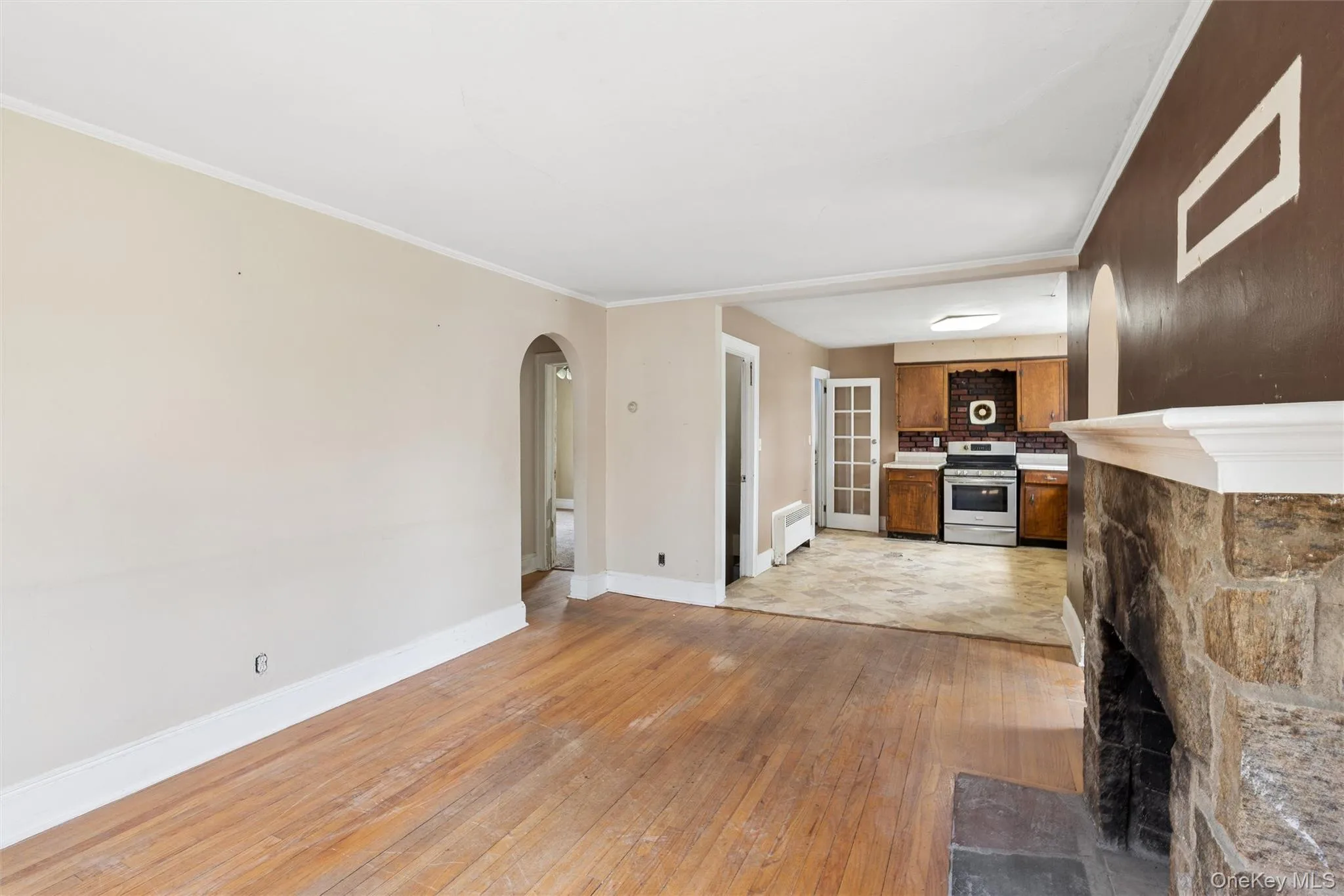 107 25th Street, Huntington, NY, 3 Bedrooms Bedrooms, 6 Rooms Rooms,1 BathroomBathrooms,Residential,For Rent,25th,0,KEY990266 107 25th Street, Huntington, NY, 3 Bedrooms Bedrooms, 6 Rooms Rooms,1 BathroomBathrooms,Residential,For Rent,25th,0,KEY990266