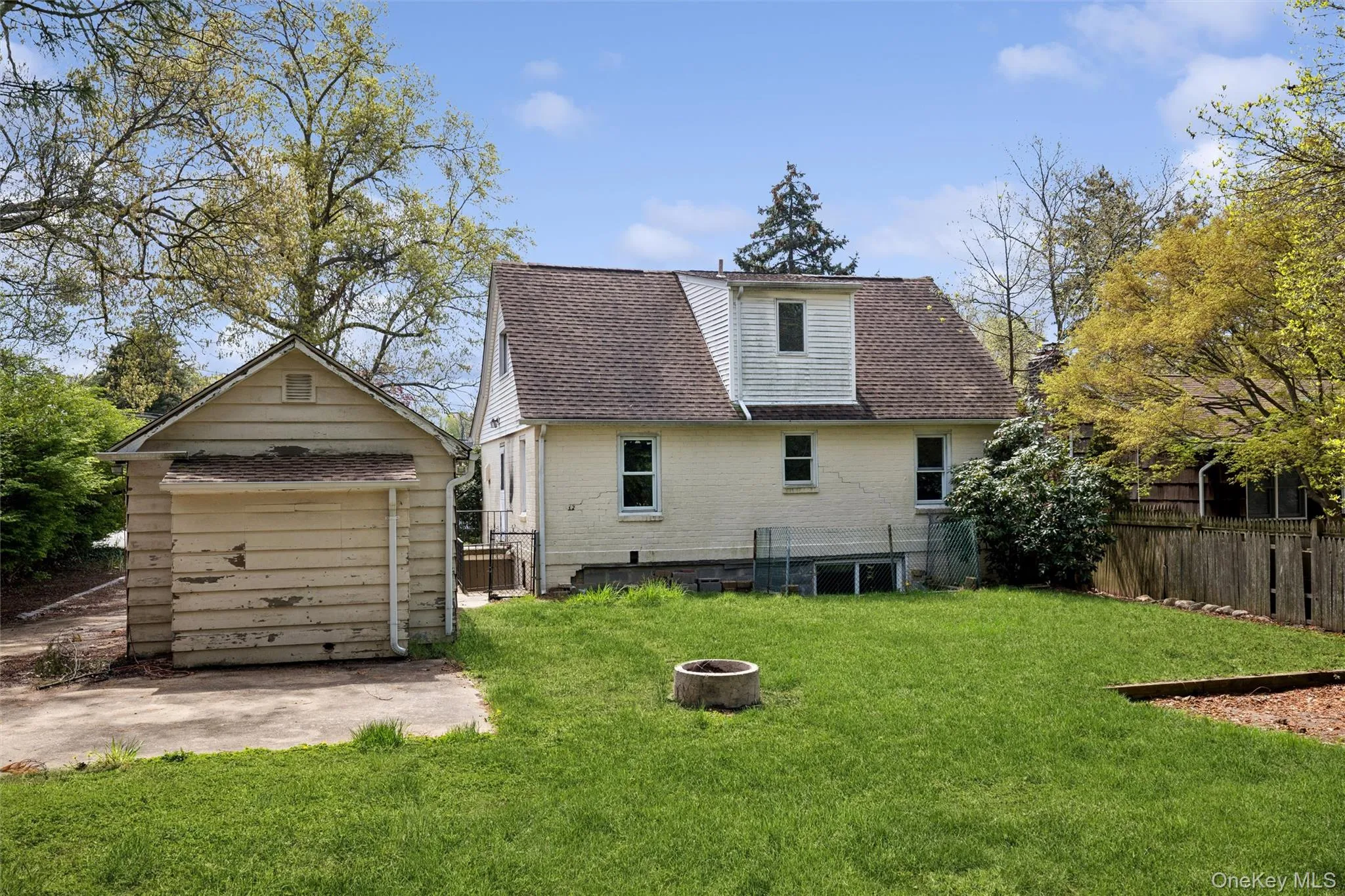 107 25th Street, Huntington, NY, 3 Bedrooms Bedrooms, 6 Rooms Rooms,1 BathroomBathrooms,Residential,For Rent,25th,0,KEY990266 107 25th Street, Huntington, NY, 3 Bedrooms Bedrooms, 6 Rooms Rooms,1 BathroomBathrooms,Residential,For Rent,25th,0,KEY990266