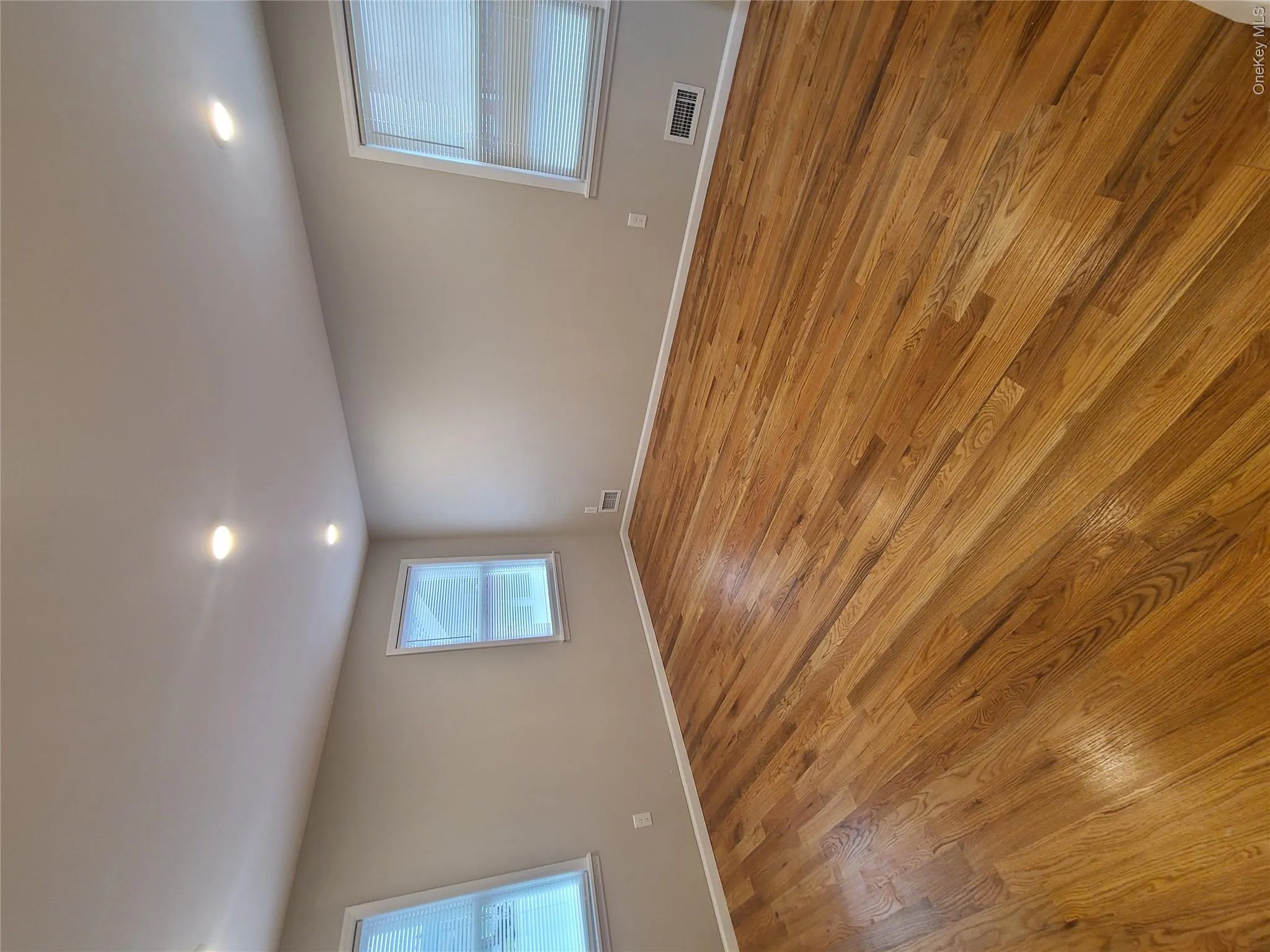 192-23 116th Road, New York, NY, 3 Bedrooms Bedrooms, 5 Rooms Rooms,1 BathroomBathrooms,Residential Lease,For Rent,116th,0,990270 192-23 116th Road, New York, NY, 3 Bedrooms Bedrooms, 5 Rooms Rooms,1 BathroomBathrooms,Residential Lease,For Rent,116th,0,990270