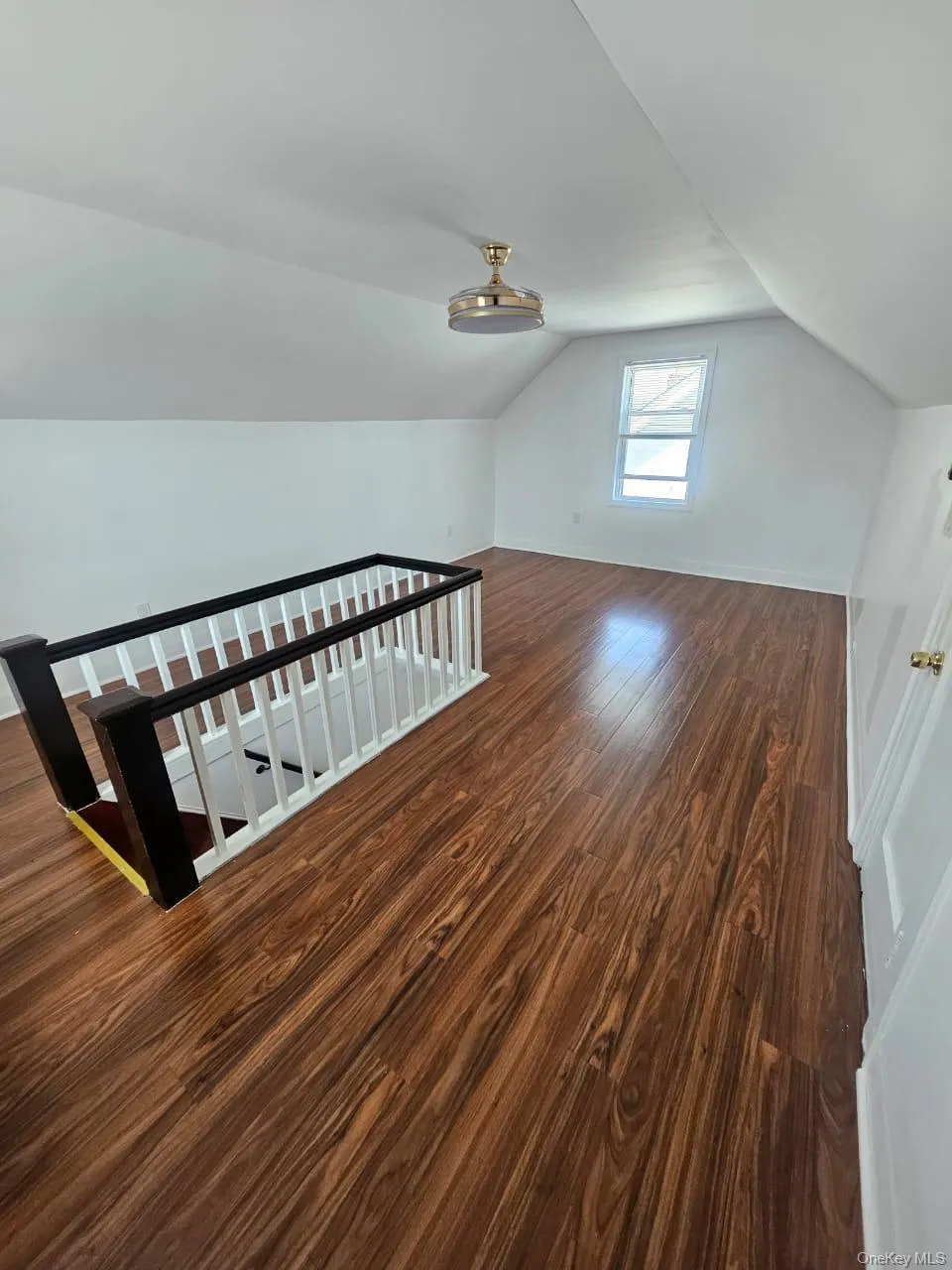 192-23 116th Road, New York, NY, 3 Bedrooms Bedrooms, 5 Rooms Rooms,1 BathroomBathrooms,Residential Lease,For Rent,116th,0,990270 192-23 116th Road, New York, NY, 3 Bedrooms Bedrooms, 5 Rooms Rooms,1 BathroomBathrooms,Residential Lease,For Rent,116th,0,990270