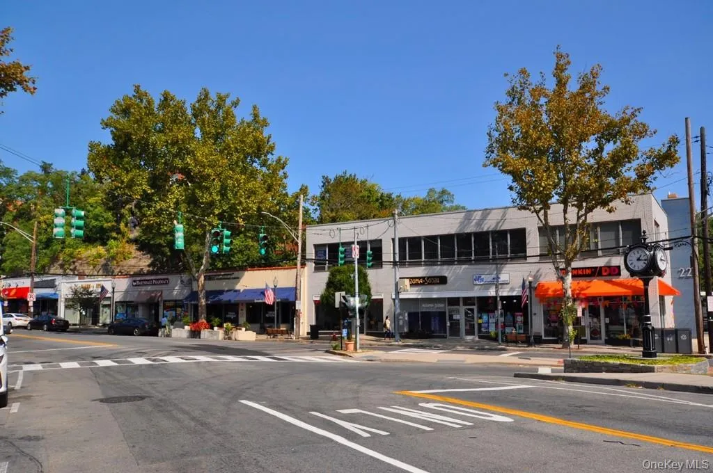 HARTSDALE AVE Area - E. Hartsdale Avenue is a lovely tree lined street close to shops and the Hartsdale Train Station which is only 35 minutes to Grand Central Terminal. The neighborhood is in the village of Hartsdale, which has restaurants, pharmacy and other services nearby. Hartsdale Avenue is adjacent to the Bronx River Reservation, which provides for biking, jogging and other recreational activities. The Bronx River Parkway is closed in the spring and fall for Bike Sundays. Enjoy the best a farmer’s market has to offer from June thru November located right at the Hartsdale train station. HARTSDALE AVE Area - E. Hartsdale Avenue is a lovely tree lined street close to shops and the Hartsdale Train Station which is only 35 minutes to Grand Central Terminal. The neighborhood is in the village of Hartsdale, which has restaurants, pharmacy and other services nearby. Hartsdale Avenue is adjacent to the Bronx River Reservation, which provides for biking, jogging and other recreational activities. The Bronx River Parkway is closed in the spring and fall for Bike Sundays. Enjoy the best a farmer’s market has to offer from June thru November located right at the Hartsdale train station.
