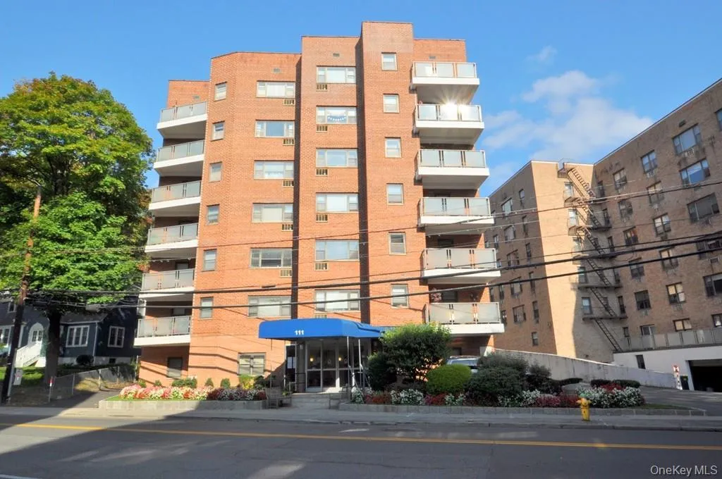 111 Hartsdale Avenue, Greenburgh, NY, 2 Bedrooms Bedrooms, 4 Rooms Rooms,1 BathroomBathrooms,Residential,For Rent,Hartsdale,0,990275 111 Hartsdale Avenue, Greenburgh, NY, 2 Bedrooms Bedrooms, 4 Rooms Rooms,1 BathroomBathrooms,Residential,For Rent,Hartsdale,0,990275