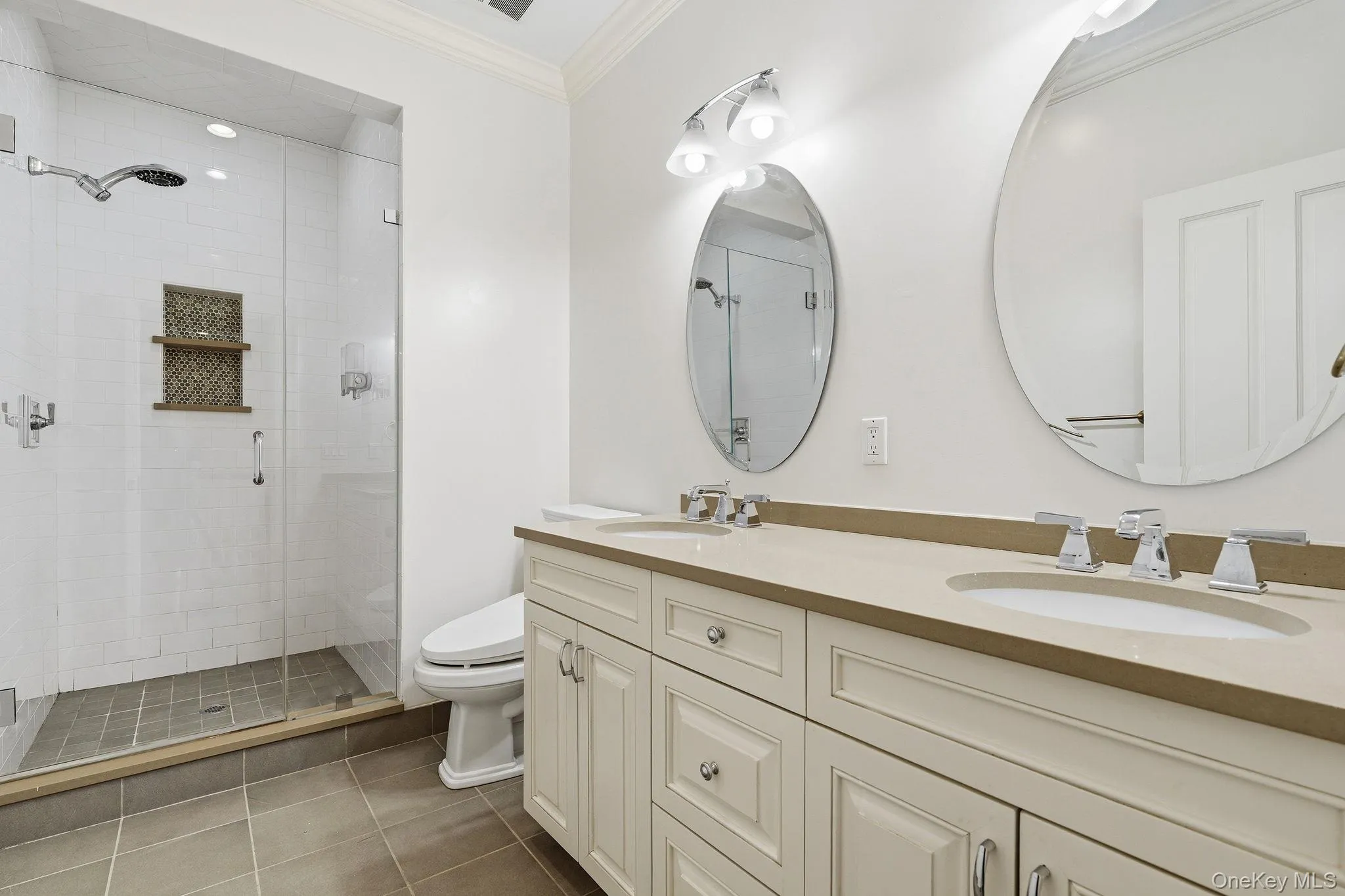 Second Floor Hall Bath Second Floor Hall Bath