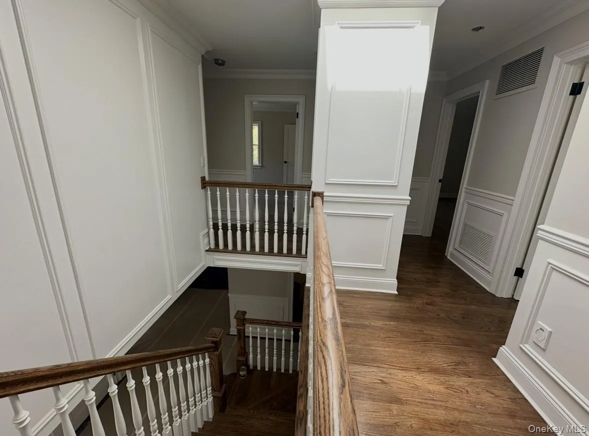 2068 Lansing Place, Oyster Bay, NY, 4 Bedrooms Bedrooms, 9 Rooms Rooms,2 BathroomsBathrooms,Residential,For Rent,Lansing,0,990283 2068 Lansing Place, Oyster Bay, NY, 4 Bedrooms Bedrooms, 9 Rooms Rooms,2 BathroomsBathrooms,Residential,For Rent,Lansing,0,990283