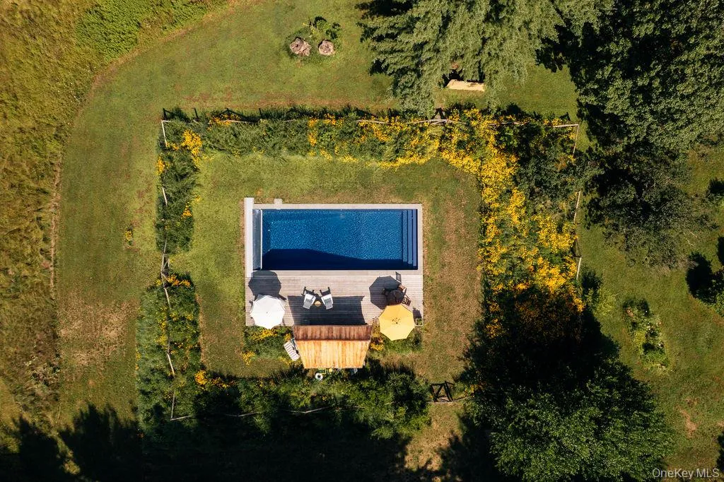 71 Starbarrack Road, Red Hook, NY, 4 Bedrooms Bedrooms, 12 Rooms Rooms,3 BathroomsBathrooms,Residential,For Rent,Starbarrack,0,990285 71 Starbarrack Road, Red Hook, NY, 4 Bedrooms Bedrooms, 12 Rooms Rooms,3 BathroomsBathrooms,Residential,For Rent,Starbarrack,0,990285