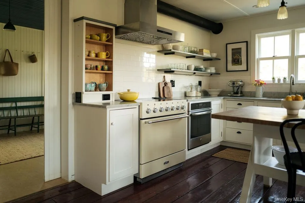 71 Starbarrack Road, Red Hook, NY, 4 Bedrooms Bedrooms, 12 Rooms Rooms,3 BathroomsBathrooms,Residential,For Rent,Starbarrack,0,990285 71 Starbarrack Road, Red Hook, NY, 4 Bedrooms Bedrooms, 12 Rooms Rooms,3 BathroomsBathrooms,Residential,For Rent,Starbarrack,0,990285