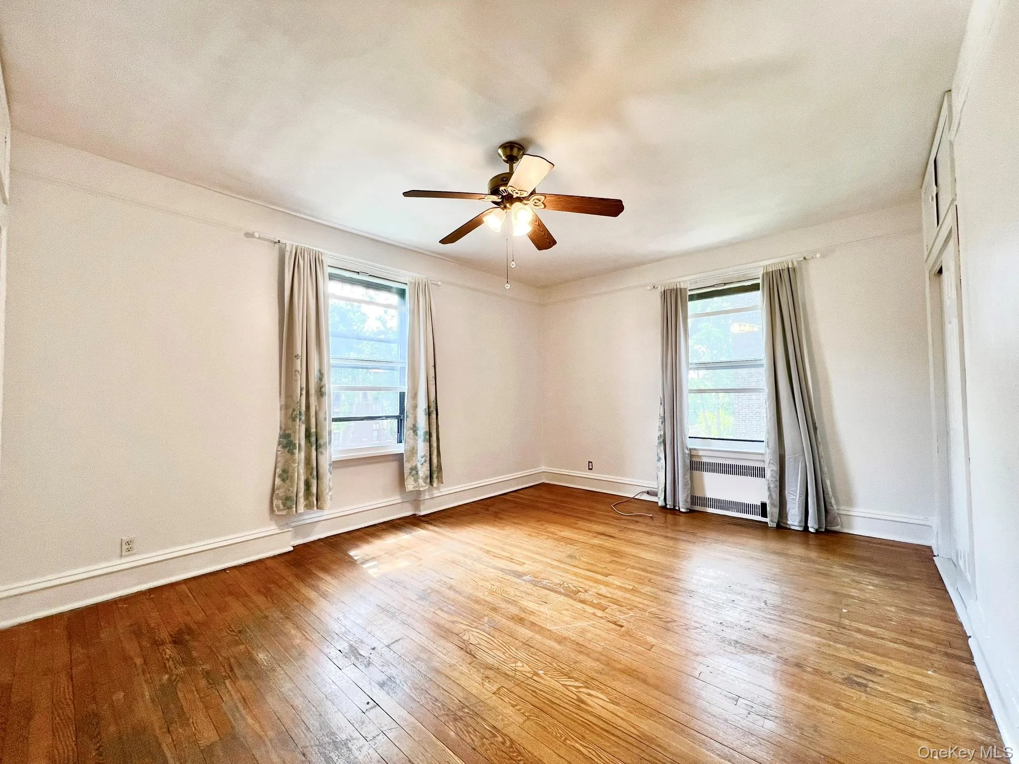 7320 Austin Street, New York, NY, 1 Bedroom Bedrooms, 3 Rooms Rooms,1 BathroomBathrooms,Residential Lease,For Rent,Austin,0,990290 7320 Austin Street, New York, NY, 1 Bedroom Bedrooms, 3 Rooms Rooms,1 BathroomBathrooms,Residential Lease,For Rent,Austin,0,990290