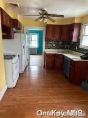 34 Wolfle Street, Oyster Bay, NY, 2 Bedrooms Bedrooms, 5 Rooms Rooms,1 BathroomBathrooms,Residential Lease,For Rent,Wolfle,0,990293 34 Wolfle Street, Oyster Bay, NY, 2 Bedrooms Bedrooms, 5 Rooms Rooms,1 BathroomBathrooms,Residential Lease,For Rent,Wolfle,0,990293
