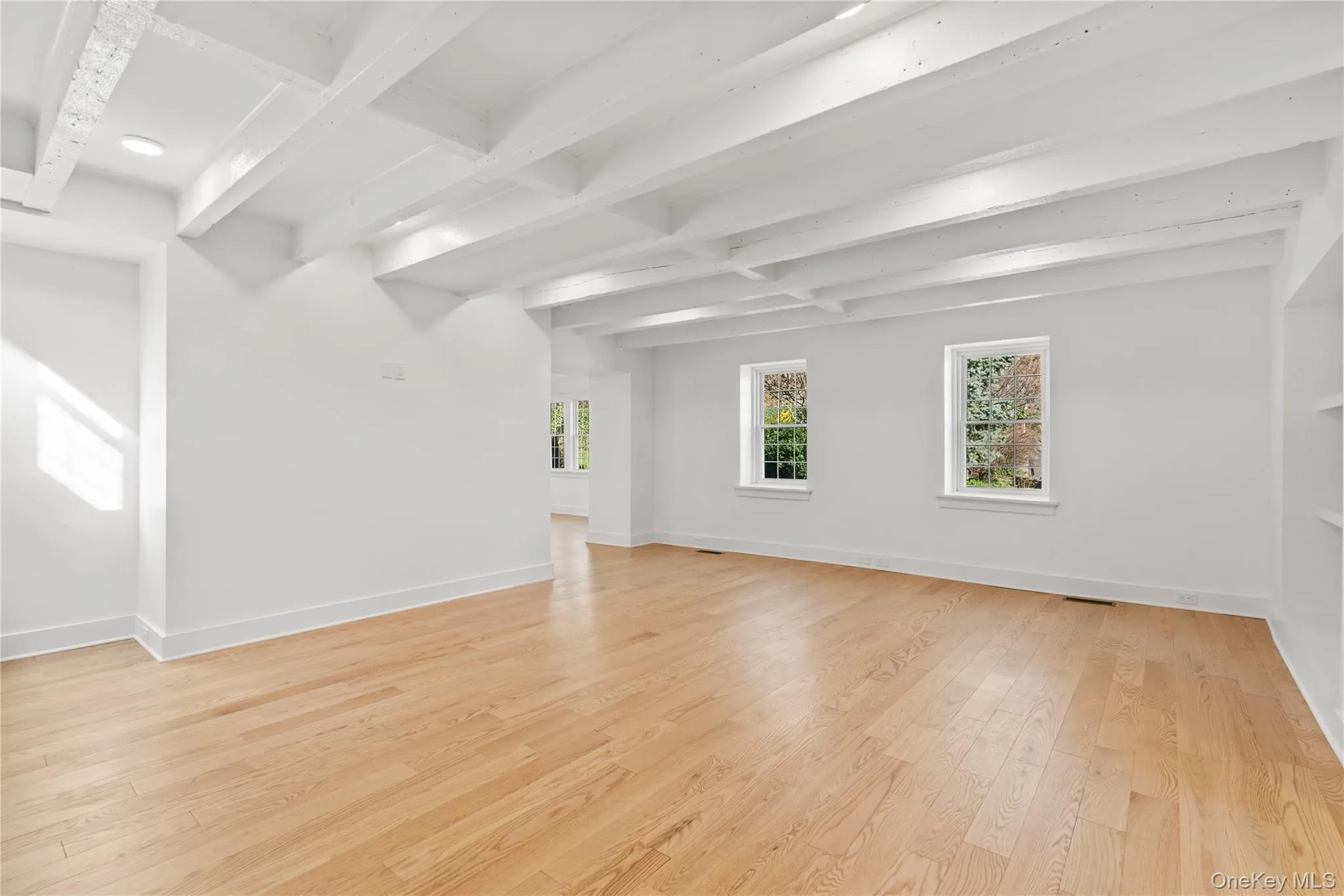 26 Latimer, Eastchester, NY, 5 Bedrooms Bedrooms, 8 Rooms Rooms,4 BathroomsBathrooms,Residential Lease,For Rent,Latimer,0,990305 26 Latimer, Eastchester, NY, 5 Bedrooms Bedrooms, 8 Rooms Rooms,4 BathroomsBathrooms,Residential Lease,For Rent,Latimer,0,990305