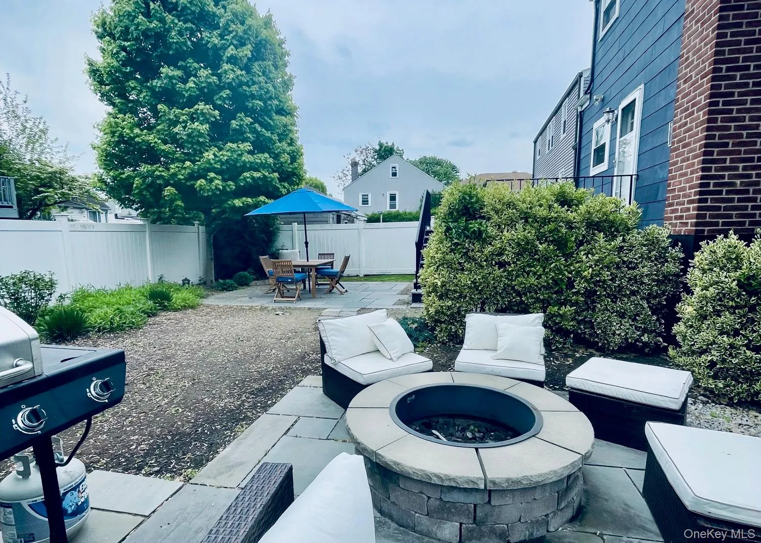 190 Washington Street, Mamaroneck, NY, 3 Bedrooms Bedrooms, 6 Rooms Rooms,2 BathroomsBathrooms,Residential Lease,For Rent,Washington,0,990314 190 Washington Street, Mamaroneck, NY, 3 Bedrooms Bedrooms, 6 Rooms Rooms,2 BathroomsBathrooms,Residential Lease,For Rent,Washington,0,990314