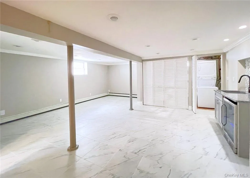 190 Washington Street, Mamaroneck, NY, 3 Bedrooms Bedrooms, 6 Rooms Rooms,2 BathroomsBathrooms,Residential Lease,For Rent,Washington,0,990314 190 Washington Street, Mamaroneck, NY, 3 Bedrooms Bedrooms, 6 Rooms Rooms,2 BathroomsBathrooms,Residential Lease,For Rent,Washington,0,990314