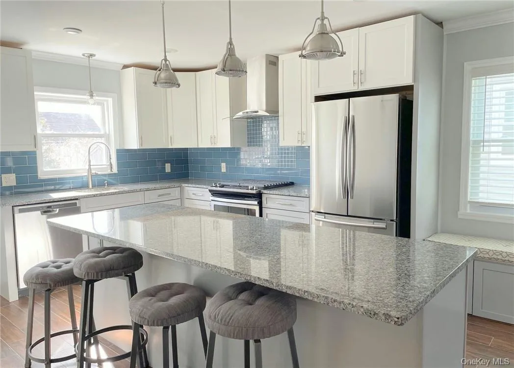 190 Washington Street, Mamaroneck, NY, 3 Bedrooms Bedrooms, 6 Rooms Rooms,2 BathroomsBathrooms,Residential Lease,For Rent,Washington,0,990314 190 Washington Street, Mamaroneck, NY, 3 Bedrooms Bedrooms, 6 Rooms Rooms,2 BathroomsBathrooms,Residential Lease,For Rent,Washington,0,990314