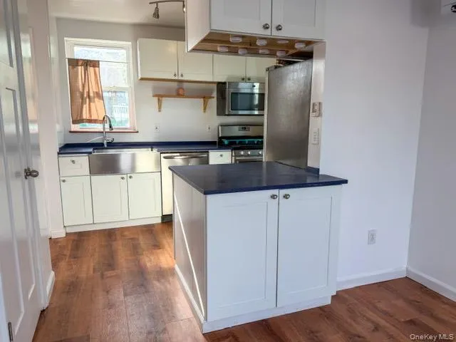 25 Church Street, Beacon, NY, 3 Bedrooms Bedrooms, 6 Rooms Rooms,1 BathroomBathrooms,Residential Lease,For Rent,Church,0,990322 25 Church Street, Beacon, NY, 3 Bedrooms Bedrooms, 6 Rooms Rooms,1 BathroomBathrooms,Residential Lease,For Rent,Church,0,990322