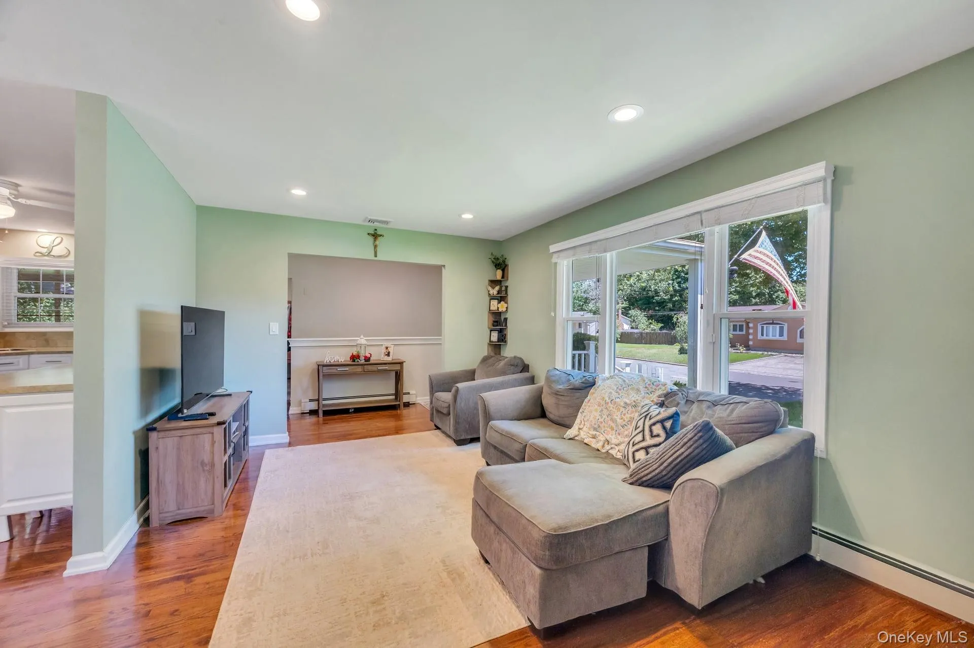 84 Oneida Avenue, Brookhaven, NY, 3 Bedrooms Bedrooms, 6 Rooms Rooms,2 BathroomsBathrooms,Residential,For Rent,Oneida,0,990332 84 Oneida Avenue, Brookhaven, NY, 3 Bedrooms Bedrooms, 6 Rooms Rooms,2 BathroomsBathrooms,Residential,For Rent,Oneida,0,990332