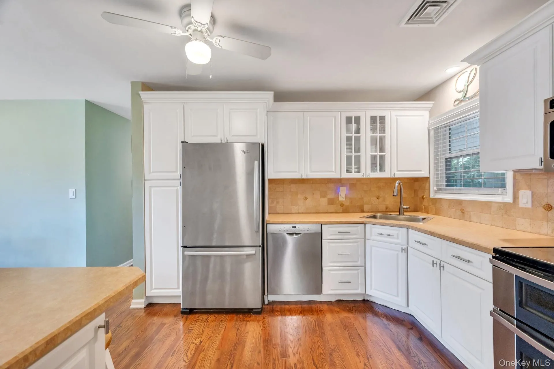 84 Oneida Avenue, Brookhaven, NY, 3 Bedrooms Bedrooms, 6 Rooms Rooms,2 BathroomsBathrooms,Residential,For Rent,Oneida,0,990332 84 Oneida Avenue, Brookhaven, NY, 3 Bedrooms Bedrooms, 6 Rooms Rooms,2 BathroomsBathrooms,Residential,For Rent,Oneida,0,990332