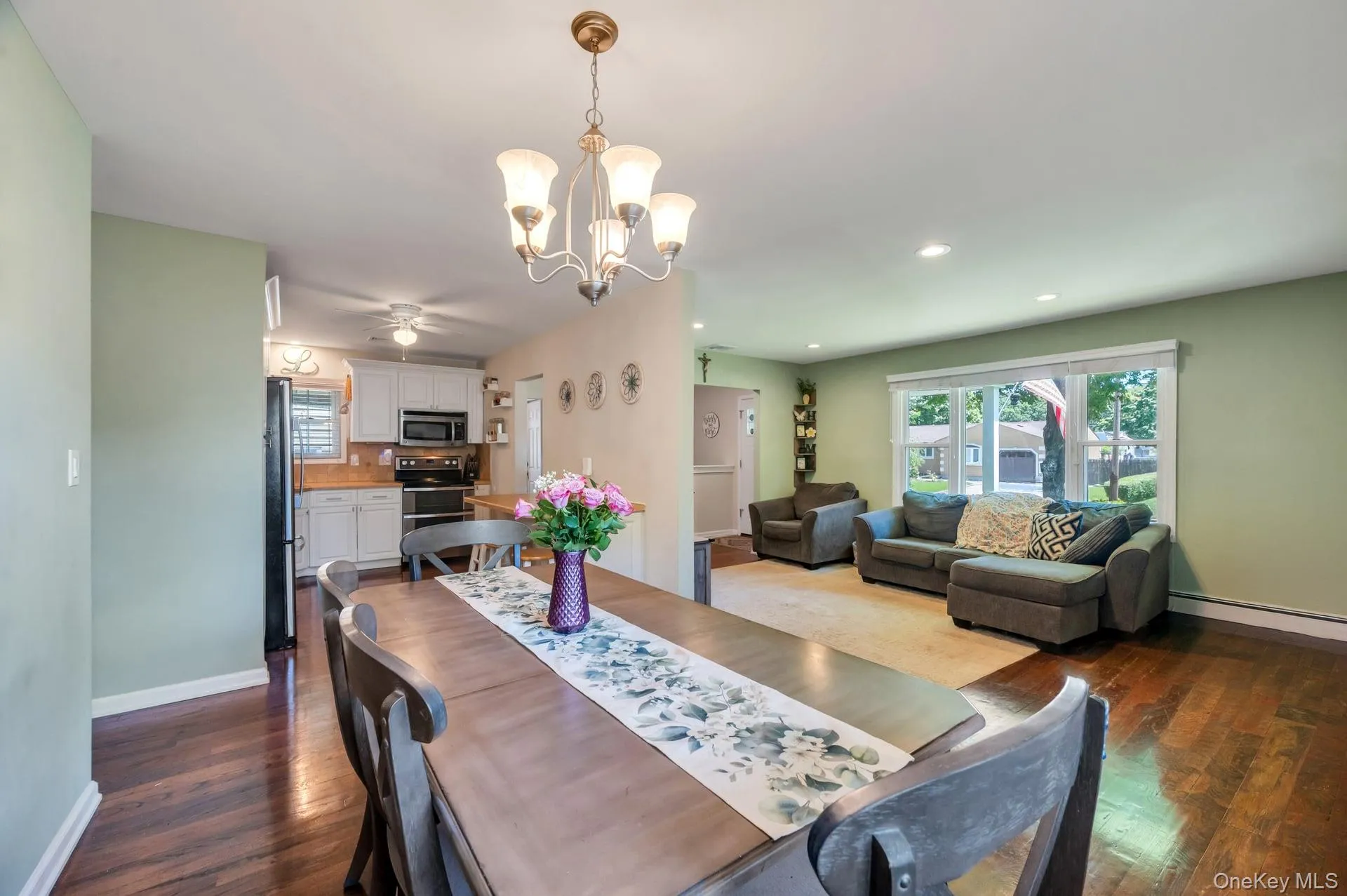 84 Oneida Avenue, Brookhaven, NY, 3 Bedrooms Bedrooms, 6 Rooms Rooms,2 BathroomsBathrooms,Residential,For Rent,Oneida,0,990332 84 Oneida Avenue, Brookhaven, NY, 3 Bedrooms Bedrooms, 6 Rooms Rooms,2 BathroomsBathrooms,Residential,For Rent,Oneida,0,990332