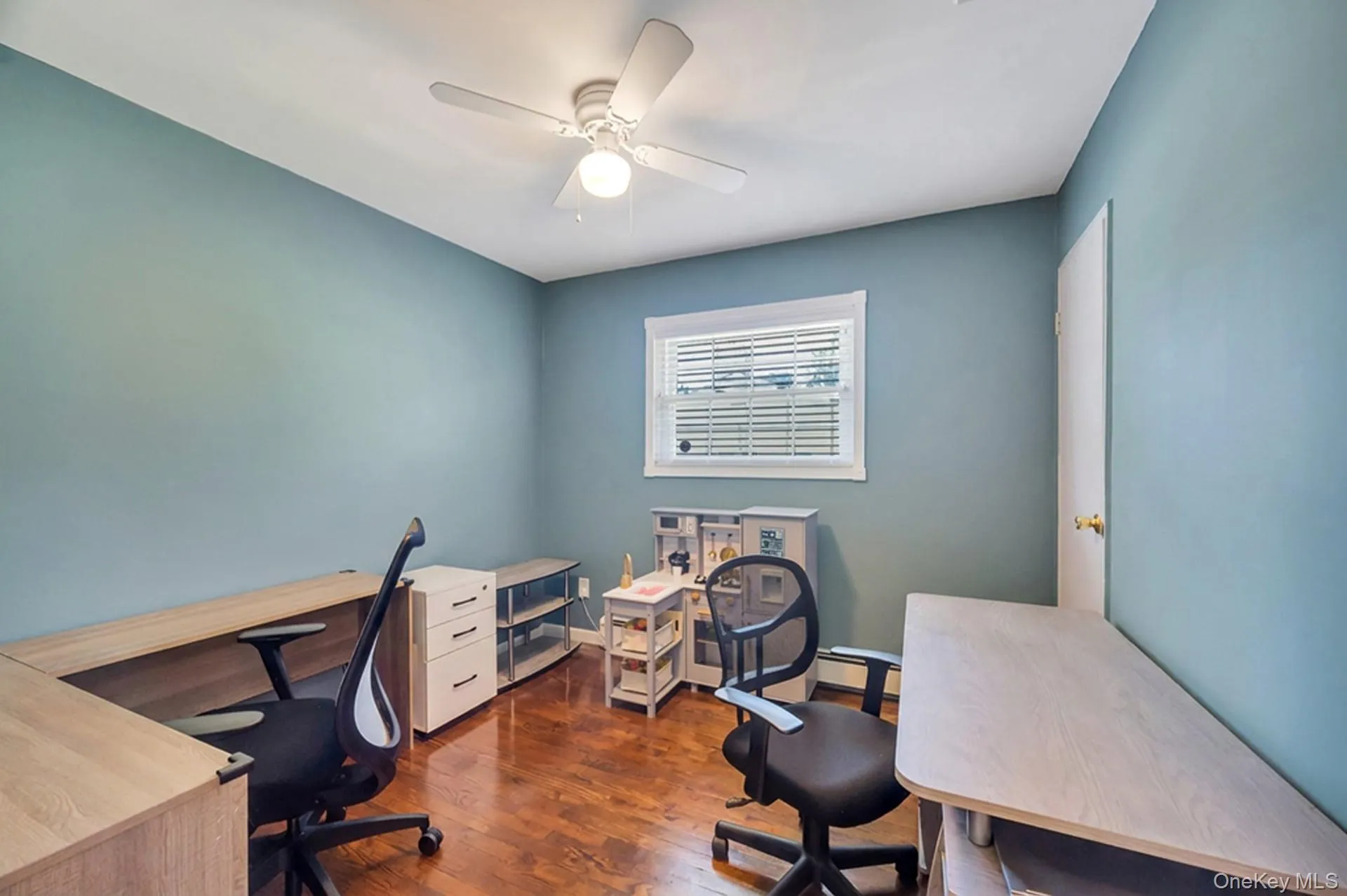 84 Oneida Avenue, Brookhaven, NY, 3 Bedrooms Bedrooms, 6 Rooms Rooms,2 BathroomsBathrooms,Residential,For Rent,Oneida,0,990332 84 Oneida Avenue, Brookhaven, NY, 3 Bedrooms Bedrooms, 6 Rooms Rooms,2 BathroomsBathrooms,Residential,For Rent,Oneida,0,990332