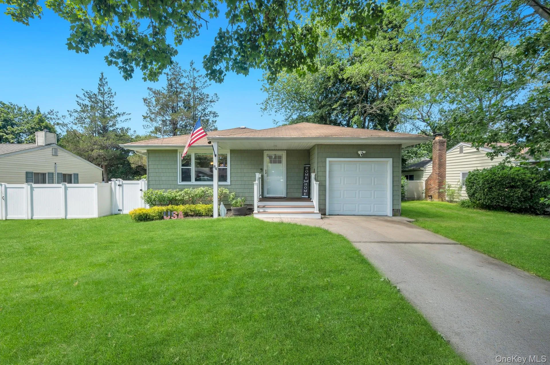 84 Oneida Avenue, Brookhaven, NY, 3 Bedrooms Bedrooms, 6 Rooms Rooms,2 BathroomsBathrooms,Residential,For Rent,Oneida,0,990332 84 Oneida Avenue, Brookhaven, NY, 3 Bedrooms Bedrooms, 6 Rooms Rooms,2 BathroomsBathrooms,Residential,For Rent,Oneida,0,990332