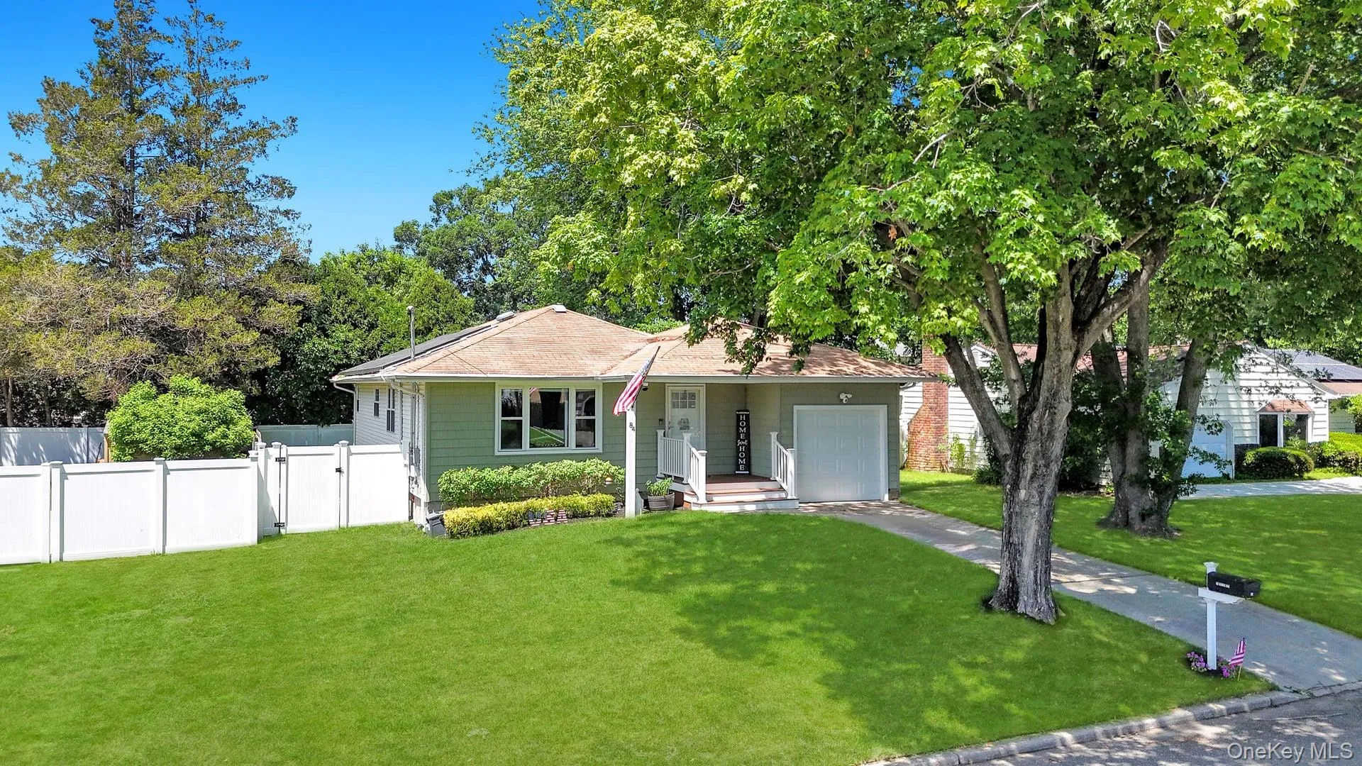 84 Oneida Avenue, Brookhaven, NY, 3 Bedrooms Bedrooms, 6 Rooms Rooms,2 BathroomsBathrooms,Residential,For Rent,Oneida,0,990332 84 Oneida Avenue, Brookhaven, NY, 3 Bedrooms Bedrooms, 6 Rooms Rooms,2 BathroomsBathrooms,Residential,For Rent,Oneida,0,990332