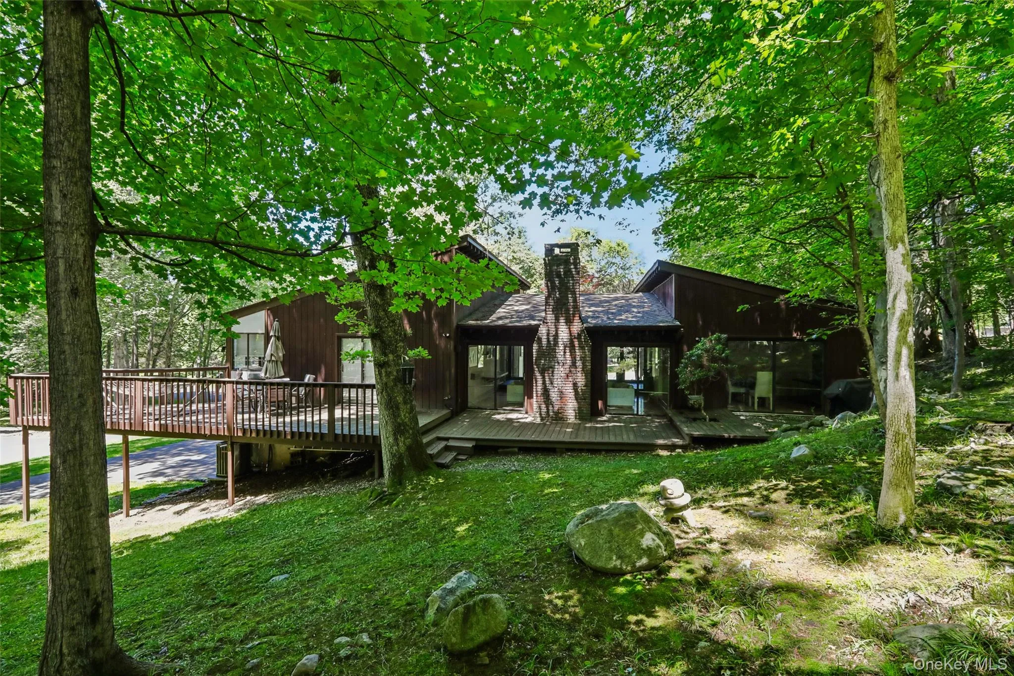 19 Rolling Way, Clarkstown, NY, 4 Bedrooms Bedrooms, 9 Rooms Rooms,2 BathroomsBathrooms,Residential,For Rent,Rolling,0,990335 19 Rolling Way, Clarkstown, NY, 4 Bedrooms Bedrooms, 9 Rooms Rooms,2 BathroomsBathrooms,Residential,For Rent,Rolling,0,990335