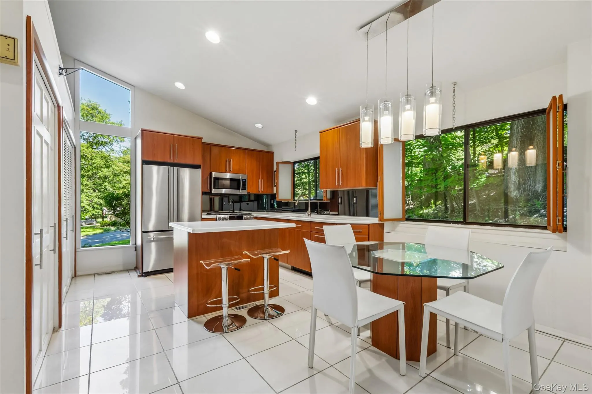19 Rolling Way, Clarkstown, NY, 4 Bedrooms Bedrooms, 9 Rooms Rooms,2 BathroomsBathrooms,Residential,For Rent,Rolling,0,990335 19 Rolling Way, Clarkstown, NY, 4 Bedrooms Bedrooms, 9 Rooms Rooms,2 BathroomsBathrooms,Residential,For Rent,Rolling,0,990335