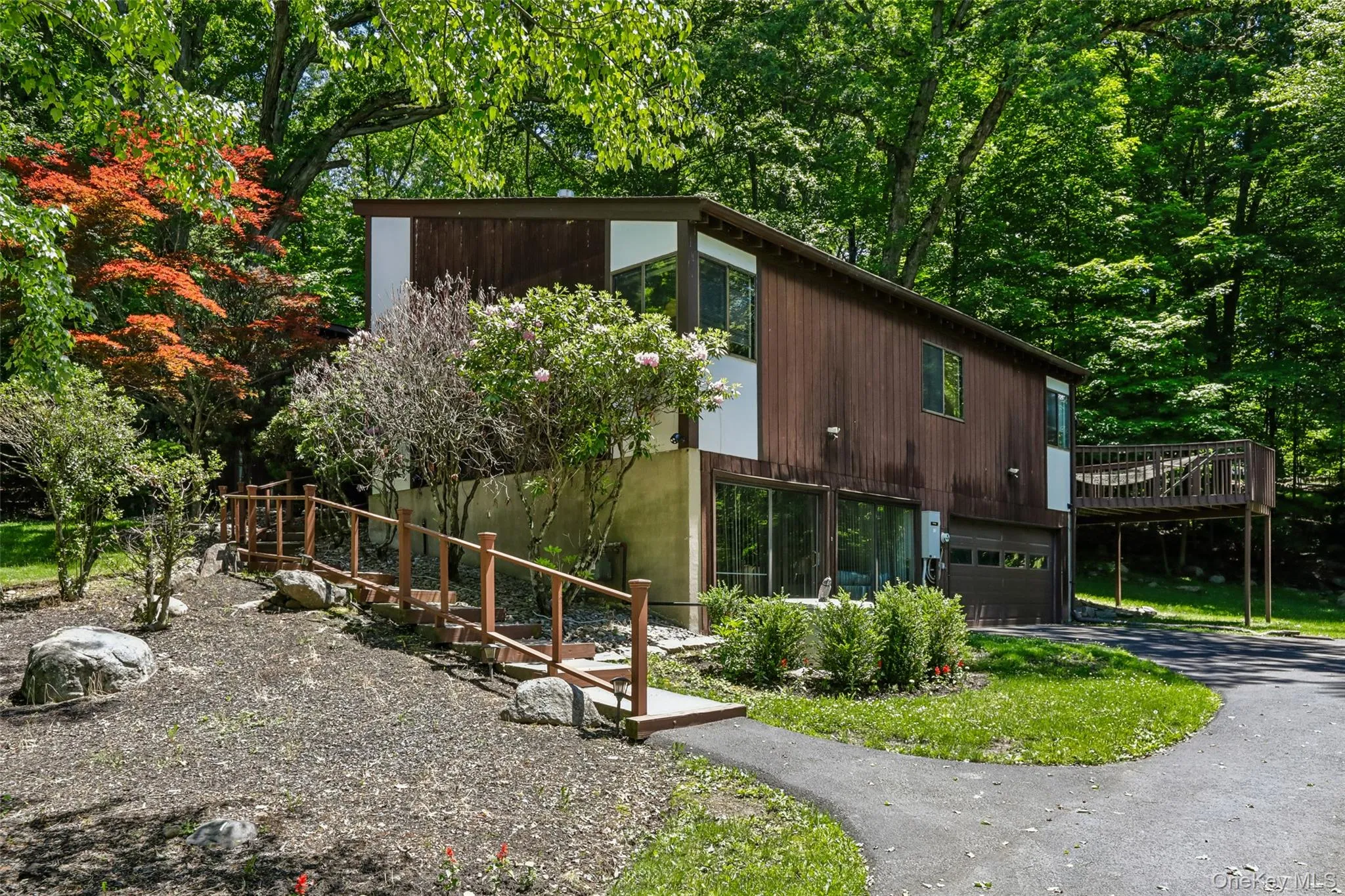 19 Rolling Way, Clarkstown, NY, 4 Bedrooms Bedrooms, 9 Rooms Rooms,2 BathroomsBathrooms,Residential,For Rent,Rolling,0,990335 19 Rolling Way, Clarkstown, NY, 4 Bedrooms Bedrooms, 9 Rooms Rooms,2 BathroomsBathrooms,Residential,For Rent,Rolling,0,990335