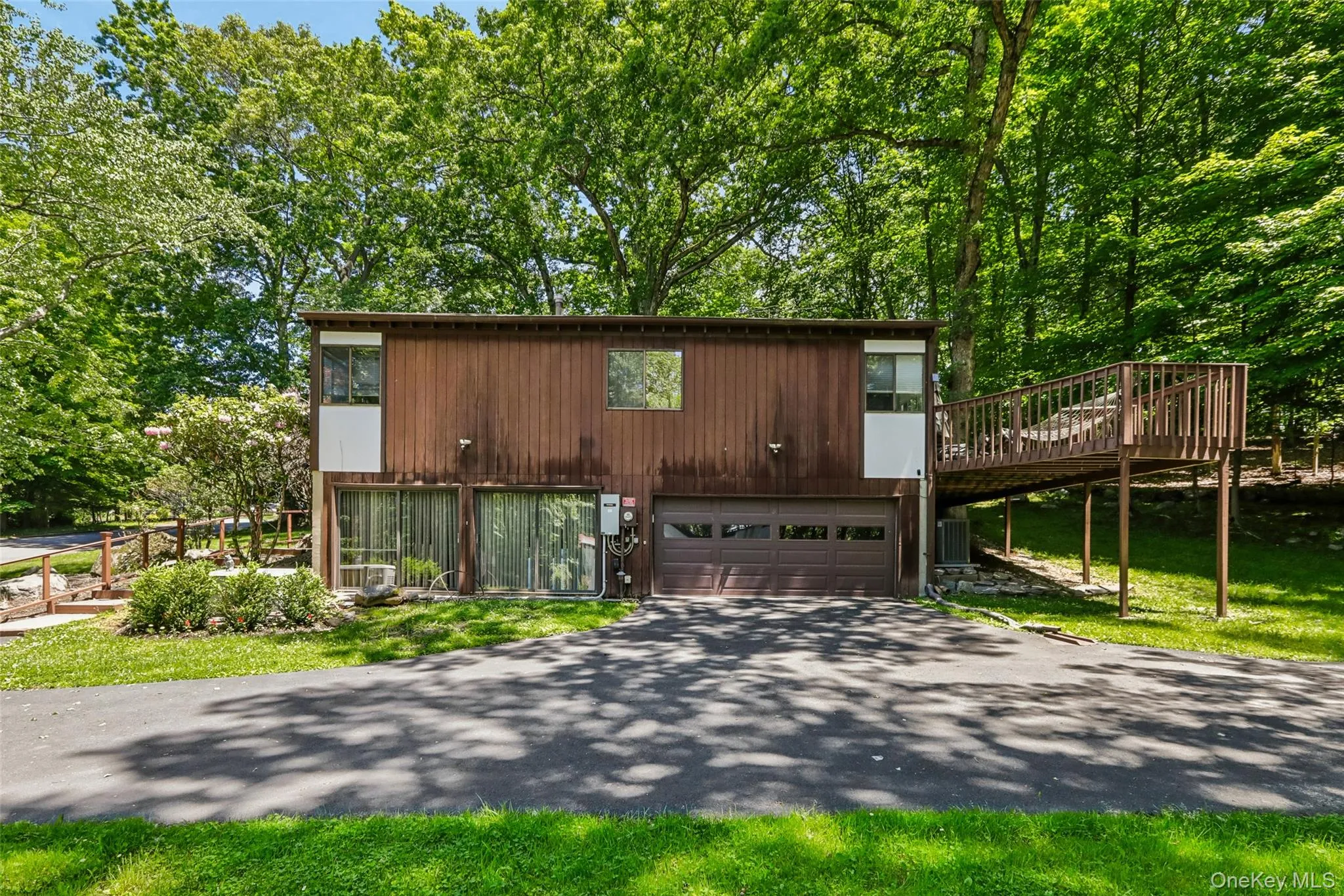19 Rolling Way, Clarkstown, NY, 4 Bedrooms Bedrooms, 9 Rooms Rooms,2 BathroomsBathrooms,Residential,For Rent,Rolling,0,990335 19 Rolling Way, Clarkstown, NY, 4 Bedrooms Bedrooms, 9 Rooms Rooms,2 BathroomsBathrooms,Residential,For Rent,Rolling,0,990335