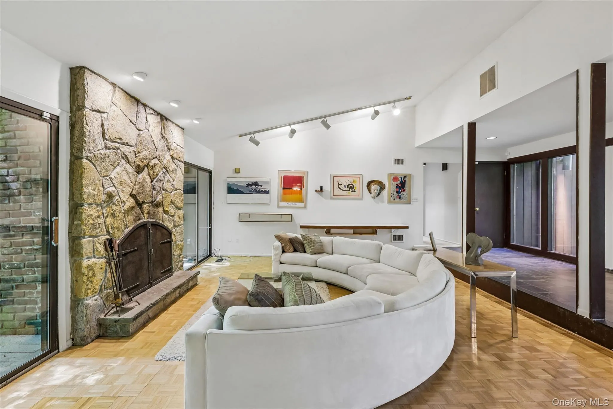 19 Rolling Way, Clarkstown, NY, 4 Bedrooms Bedrooms, 9 Rooms Rooms,2 BathroomsBathrooms,Residential,For Rent,Rolling,0,990335 19 Rolling Way, Clarkstown, NY, 4 Bedrooms Bedrooms, 9 Rooms Rooms,2 BathroomsBathrooms,Residential,For Rent,Rolling,0,990335