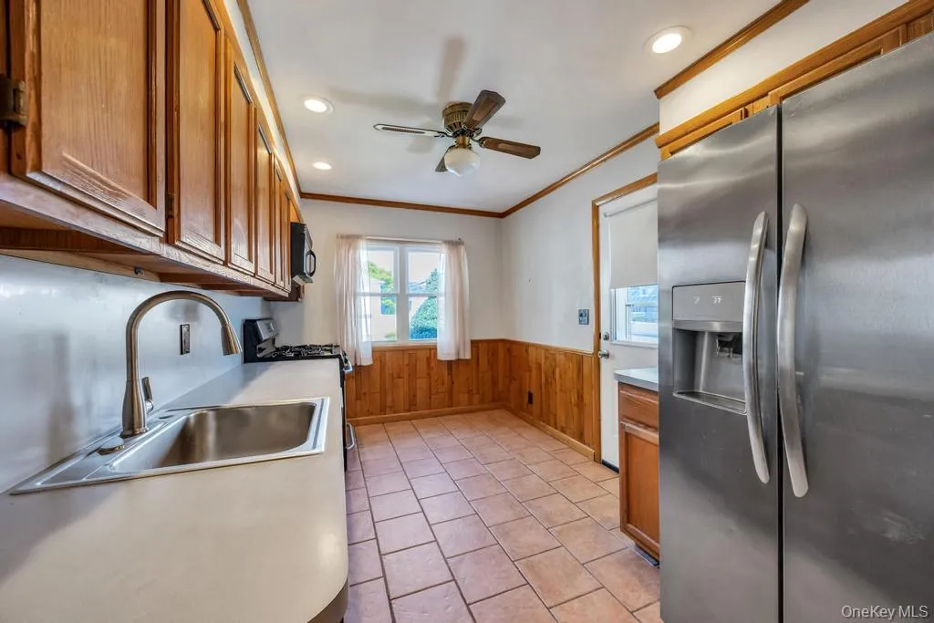 126 New York Avenue, Hempstead, NY, 3 Bedrooms Bedrooms, 6 Rooms Rooms,1 BathroomBathrooms,Residential,For Rent,New York,0,KEY990347 126 New York Avenue, Hempstead, NY, 3 Bedrooms Bedrooms, 6 Rooms Rooms,1 BathroomBathrooms,Residential,For Rent,New York,0,KEY990347