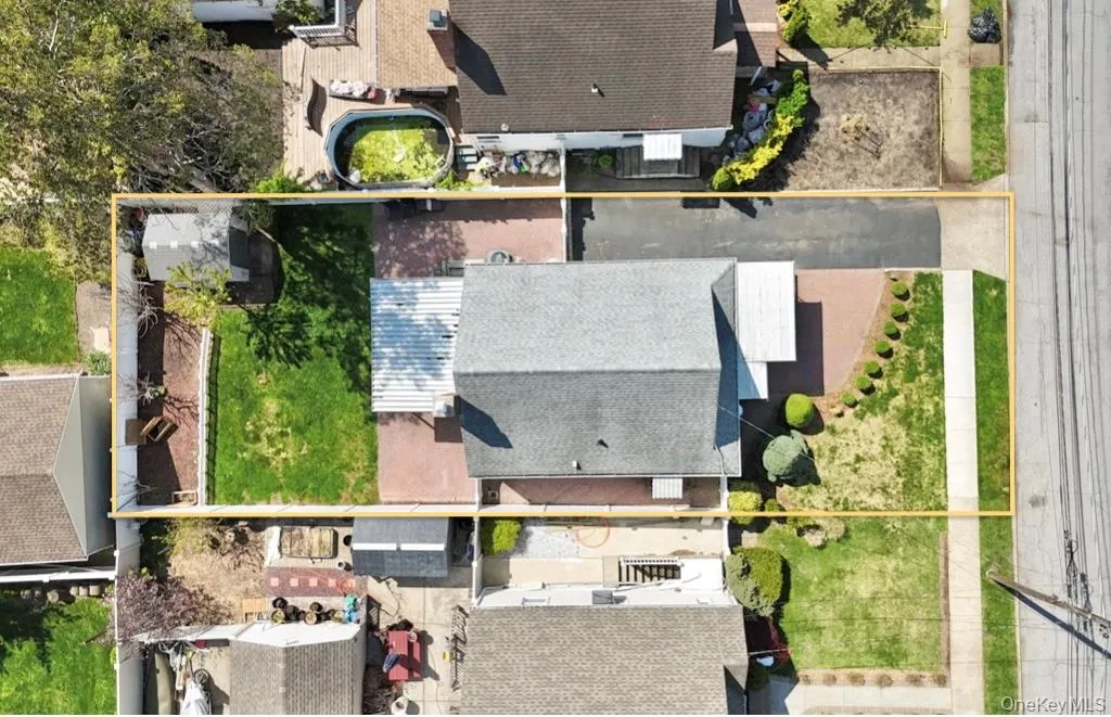 126 New York Avenue, Hempstead, NY, 3 Bedrooms Bedrooms, 6 Rooms Rooms,1 BathroomBathrooms,Residential,For Rent,New York,0,KEY990347 126 New York Avenue, Hempstead, NY, 3 Bedrooms Bedrooms, 6 Rooms Rooms,1 BathroomBathrooms,Residential,For Rent,New York,0,KEY990347