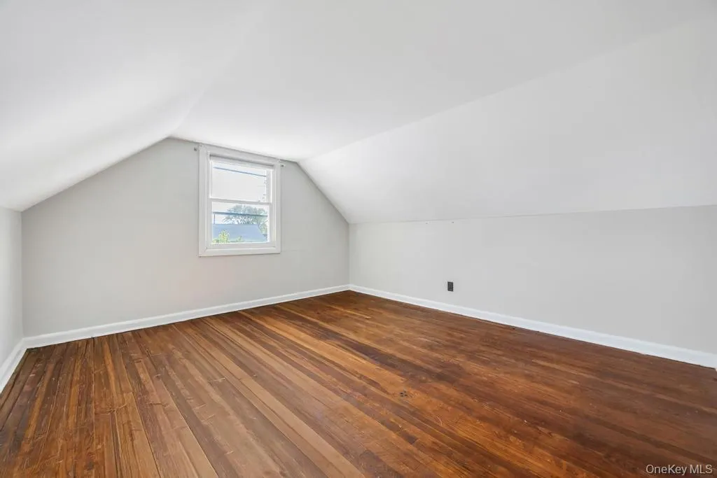 126 New York Avenue, Hempstead, NY, 3 Bedrooms Bedrooms, 6 Rooms Rooms,1 BathroomBathrooms,Residential,For Rent,New York,0,KEY990347 126 New York Avenue, Hempstead, NY, 3 Bedrooms Bedrooms, 6 Rooms Rooms,1 BathroomBathrooms,Residential,For Rent,New York,0,KEY990347