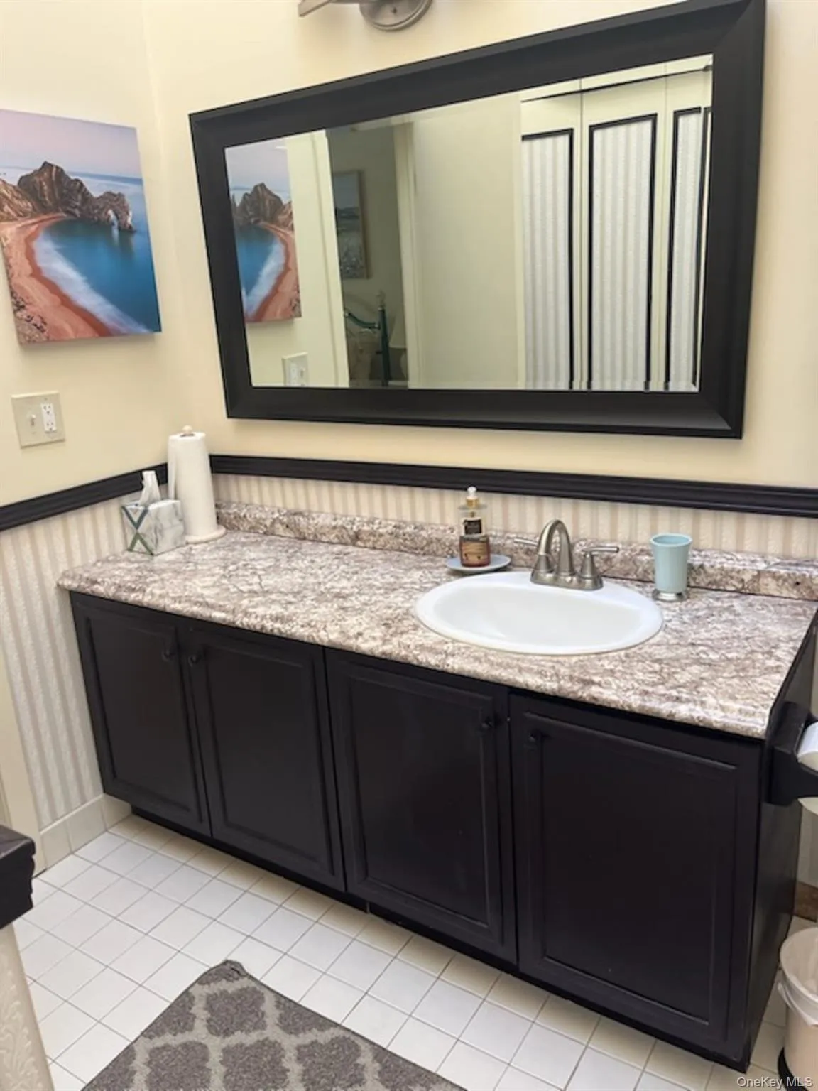 220 Montauk Highway, Southampton, NY, 2 Bedrooms Bedrooms, 5 Rooms Rooms,1 BathroomBathrooms,Residential Lease,For Rent,Montauk,0,990364 220 Montauk Highway, Southampton, NY, 2 Bedrooms Bedrooms, 5 Rooms Rooms,1 BathroomBathrooms,Residential Lease,For Rent,Montauk,0,990364