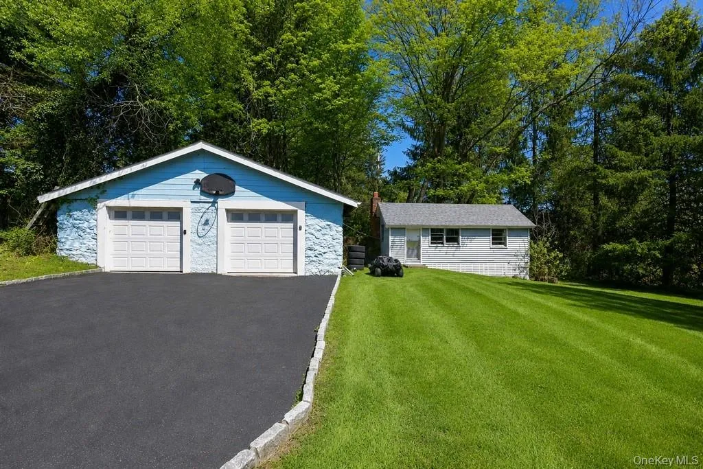 Detached two car garage Detached two car garage