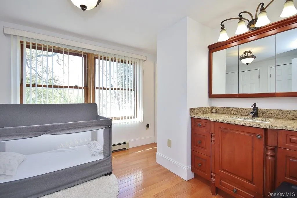 Primary Bathroom has sink with vanity Primary Bathroom has sink with vanity