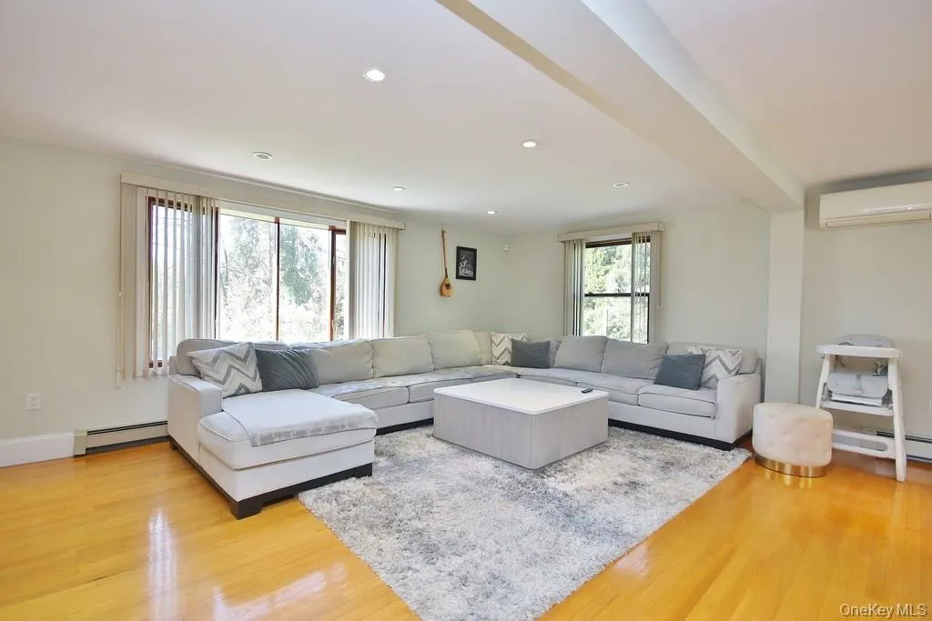 Family room has a bay window Family room has a bay window