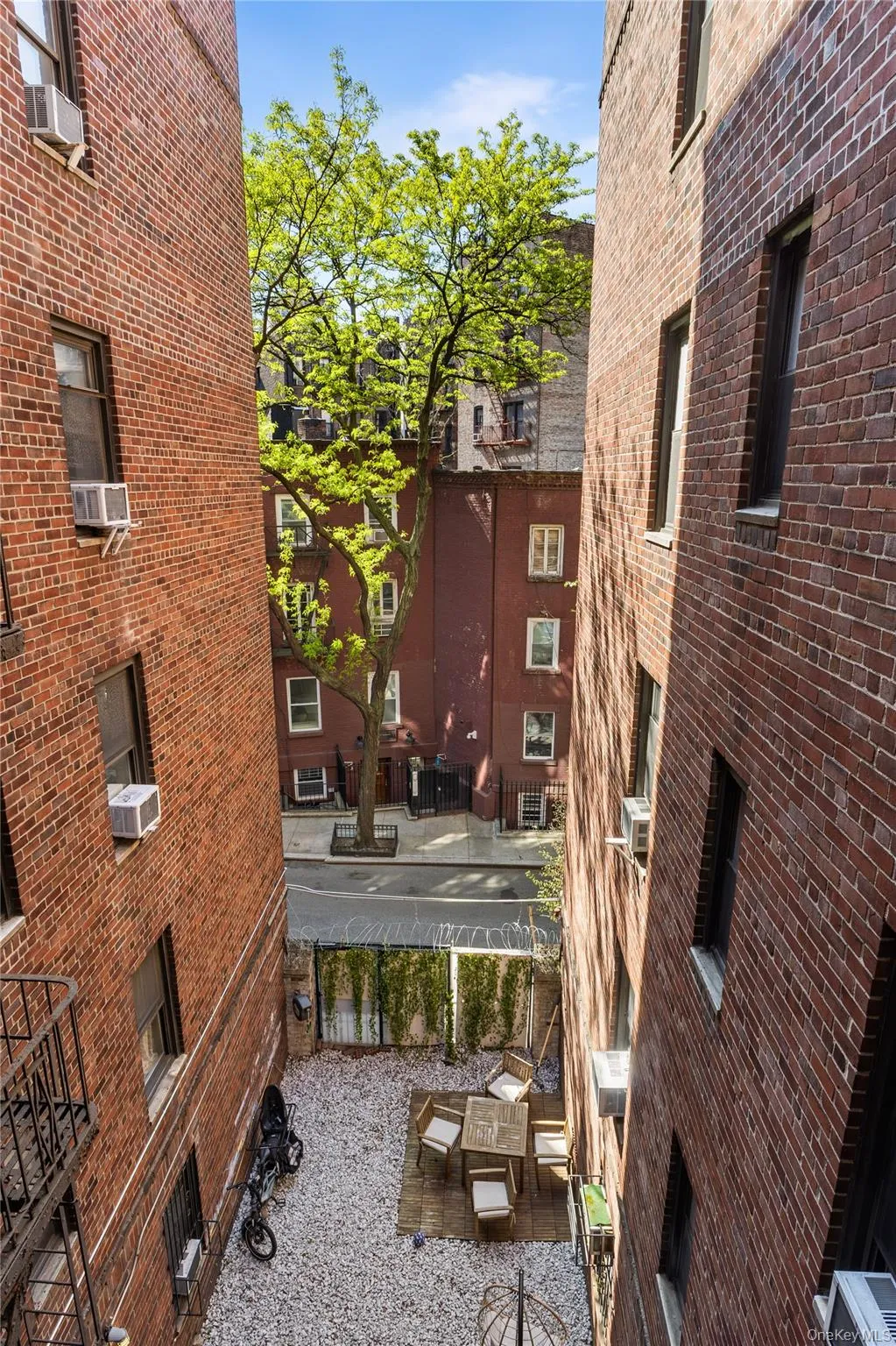 290 Sixth Avenue, New York, NY, 1 Bedroom Bedrooms, 1 Room Rooms,1 BathroomBathrooms,Residential,For Rent,Sixth,0,990370 290 Sixth Avenue, New York, NY, 1 Bedroom Bedrooms, 1 Room Rooms,1 BathroomBathrooms,Residential,For Rent,Sixth,0,990370