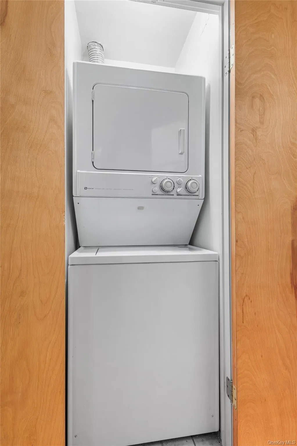 290 Sixth Avenue, New York, NY, 1 Bedroom Bedrooms, 1 Room Rooms,1 BathroomBathrooms,Residential,For Rent,Sixth,0,990370 290 Sixth Avenue, New York, NY, 1 Bedroom Bedrooms, 1 Room Rooms,1 BathroomBathrooms,Residential,For Rent,Sixth,0,990370