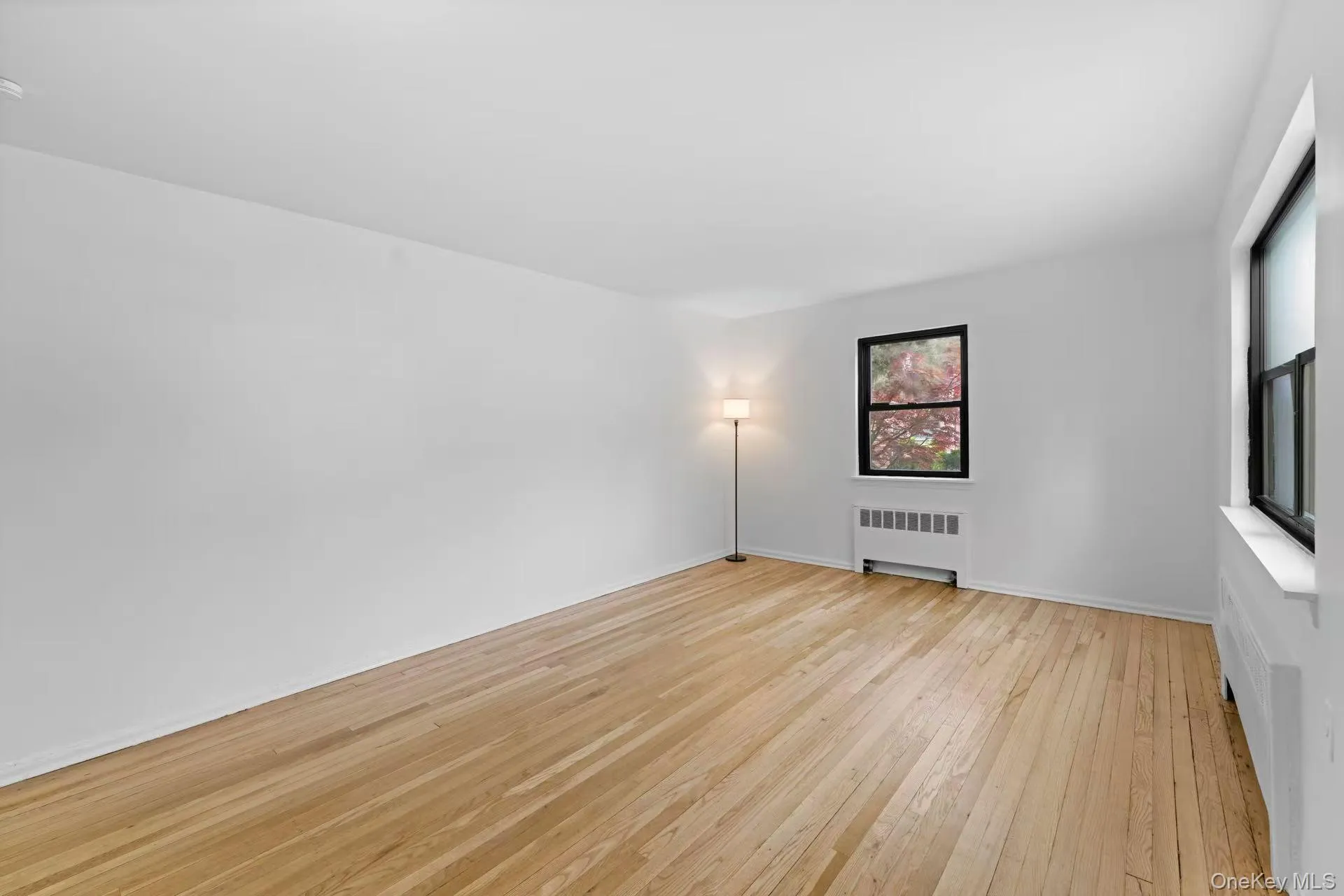 7632 Springfield Boulevard, New York, NY, 2 Bedrooms Bedrooms, 5 Rooms Rooms,1 BathroomBathrooms,Residential,For Rent,Springfield,0,990401 7632 Springfield Boulevard, New York, NY, 2 Bedrooms Bedrooms, 5 Rooms Rooms,1 BathroomBathrooms,Residential,For Rent,Springfield,0,990401