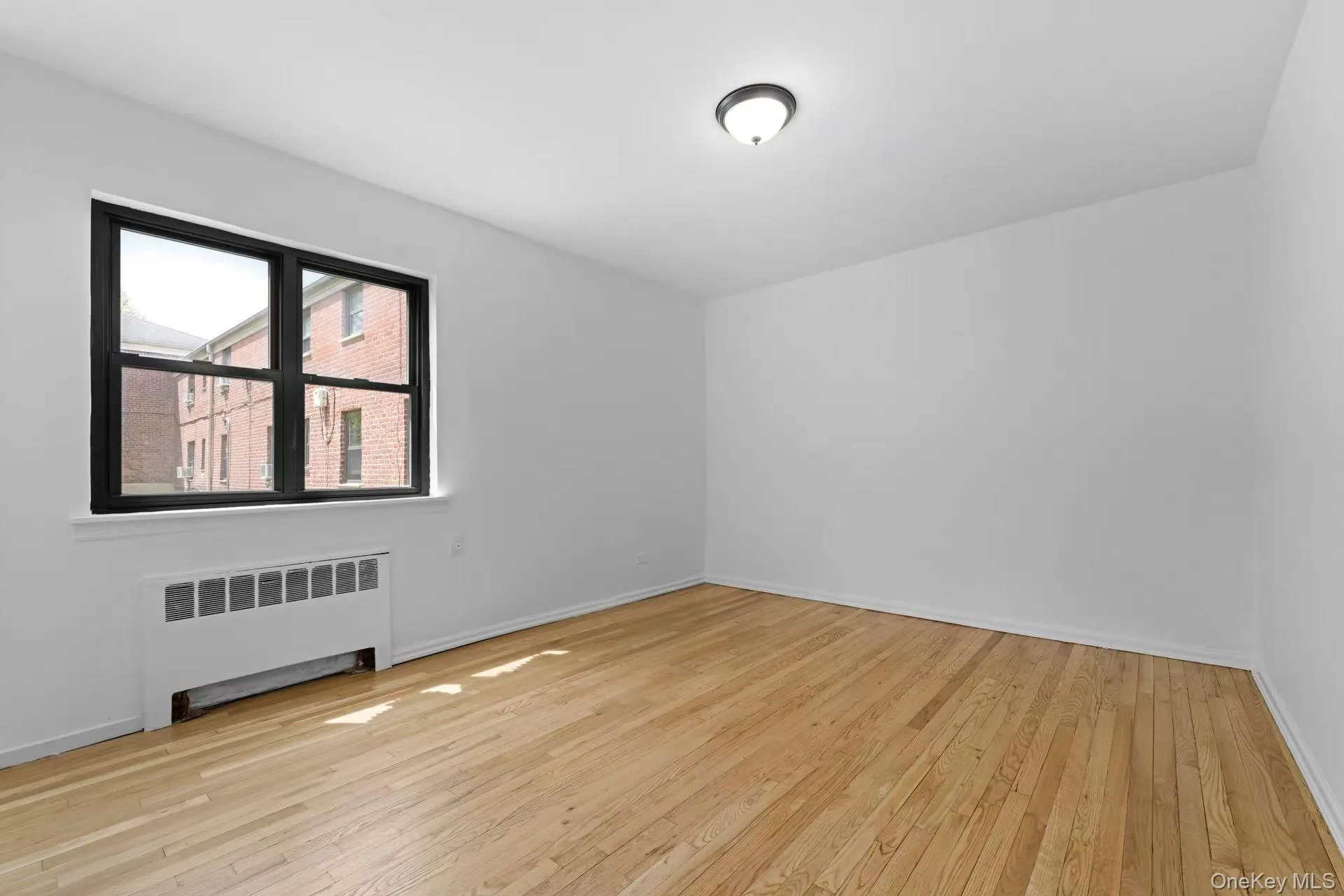 7632 Springfield Boulevard, New York, NY, 2 Bedrooms Bedrooms, 5 Rooms Rooms,1 BathroomBathrooms,Residential,For Rent,Springfield,0,990401 7632 Springfield Boulevard, New York, NY, 2 Bedrooms Bedrooms, 5 Rooms Rooms,1 BathroomBathrooms,Residential,For Rent,Springfield,0,990401