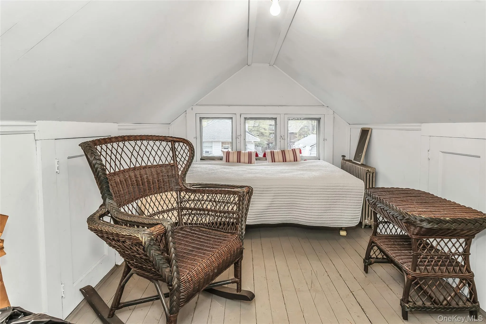 116 82nd Road, New York, NY, 4 Bedrooms Bedrooms, 10 Rooms Rooms,1 BathroomBathrooms,Residential,For Rent,82nd,0,990448 116 82nd Road, New York, NY, 4 Bedrooms Bedrooms, 10 Rooms Rooms,1 BathroomBathrooms,Residential,For Rent,82nd,0,990448