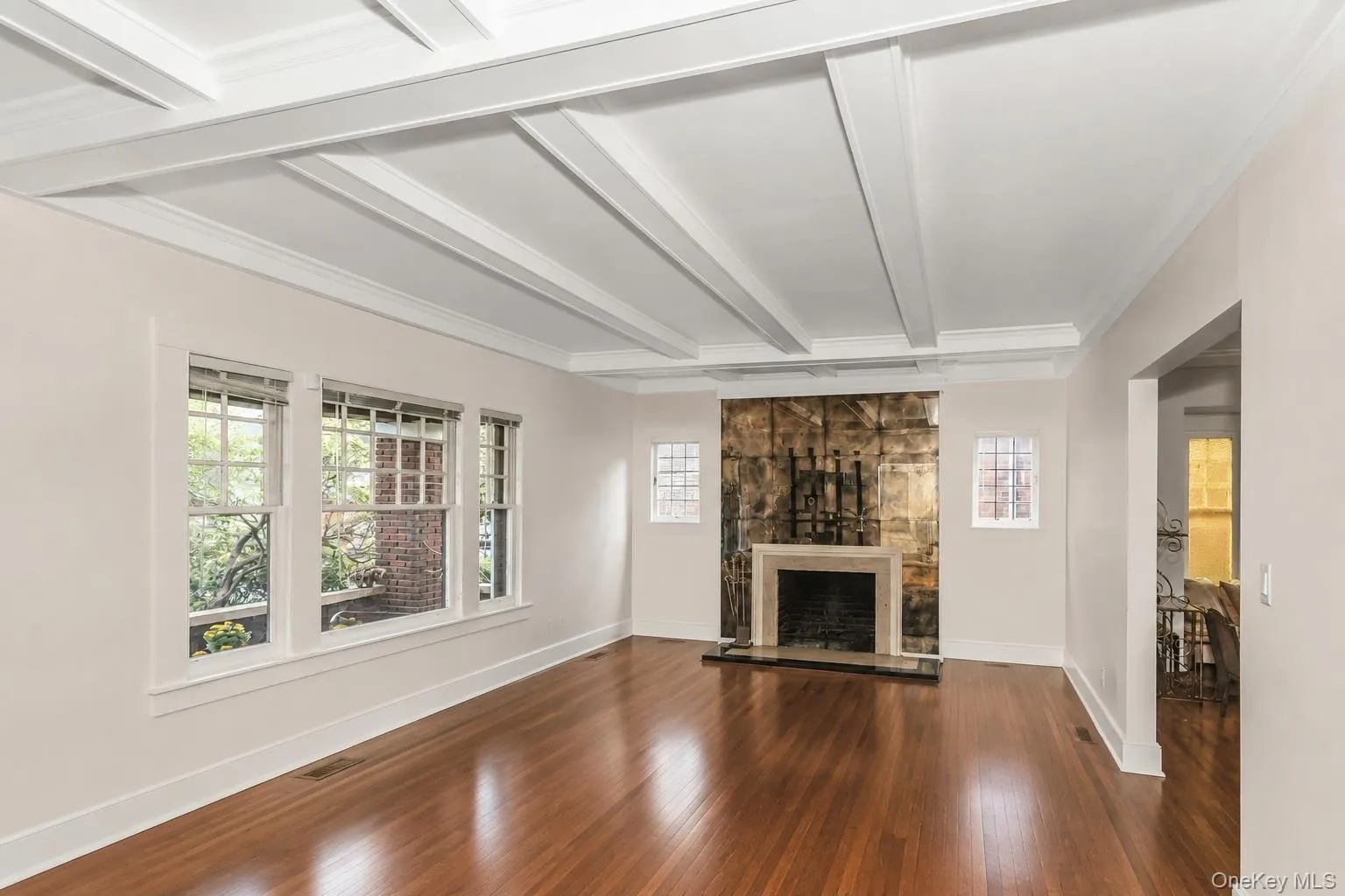 116 82nd Road, New York, NY, 4 Bedrooms Bedrooms, 10 Rooms Rooms,1 BathroomBathrooms,Residential,For Rent,82nd,0,990448 116 82nd Road, New York, NY, 4 Bedrooms Bedrooms, 10 Rooms Rooms,1 BathroomBathrooms,Residential,For Rent,82nd,0,990448
