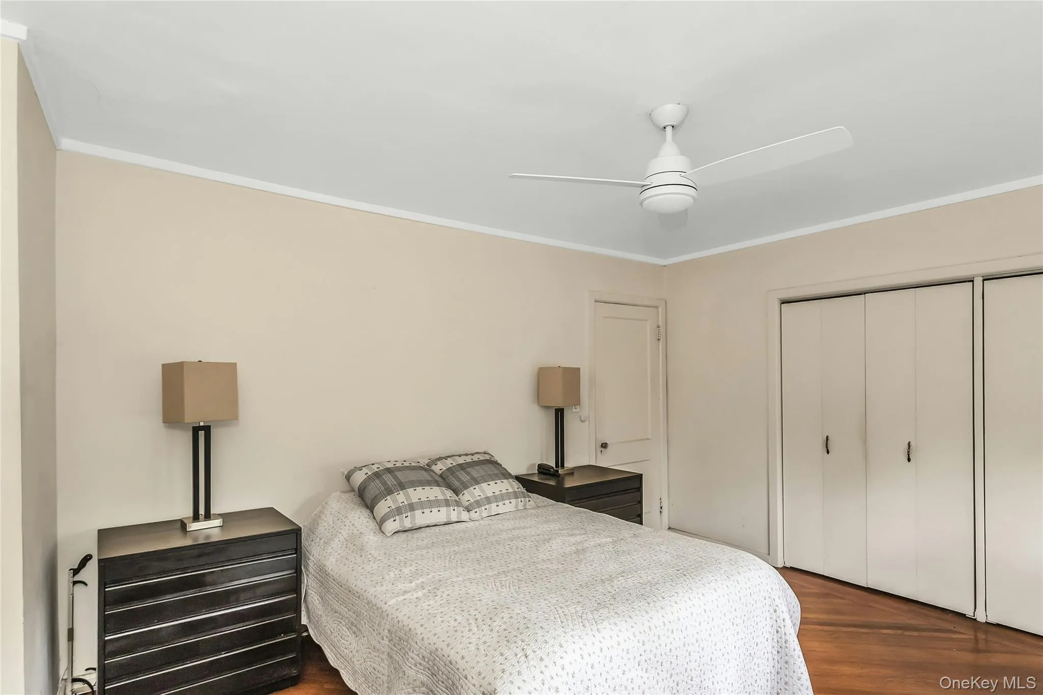 116 82nd Road, New York, NY, 4 Bedrooms Bedrooms, 10 Rooms Rooms,1 BathroomBathrooms,Residential,For Rent,82nd,0,990448 116 82nd Road, New York, NY, 4 Bedrooms Bedrooms, 10 Rooms Rooms,1 BathroomBathrooms,Residential,For Rent,82nd,0,990448