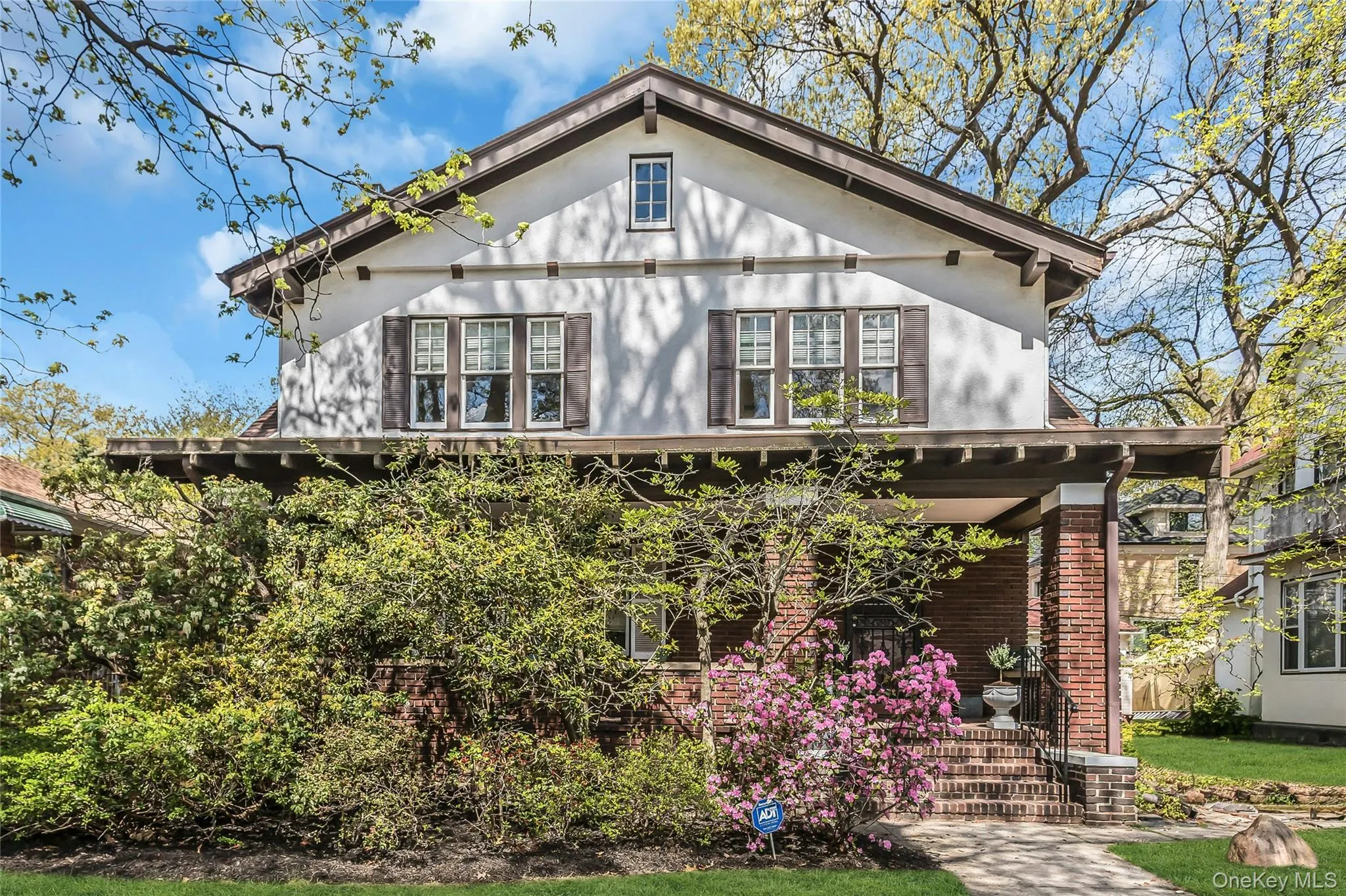 116 82nd Road, New York, NY, 4 Bedrooms Bedrooms, 10 Rooms Rooms,1 BathroomBathrooms,Residential,For Rent,82nd,0,990448 116 82nd Road, New York, NY, 4 Bedrooms Bedrooms, 10 Rooms Rooms,1 BathroomBathrooms,Residential,For Rent,82nd,0,990448