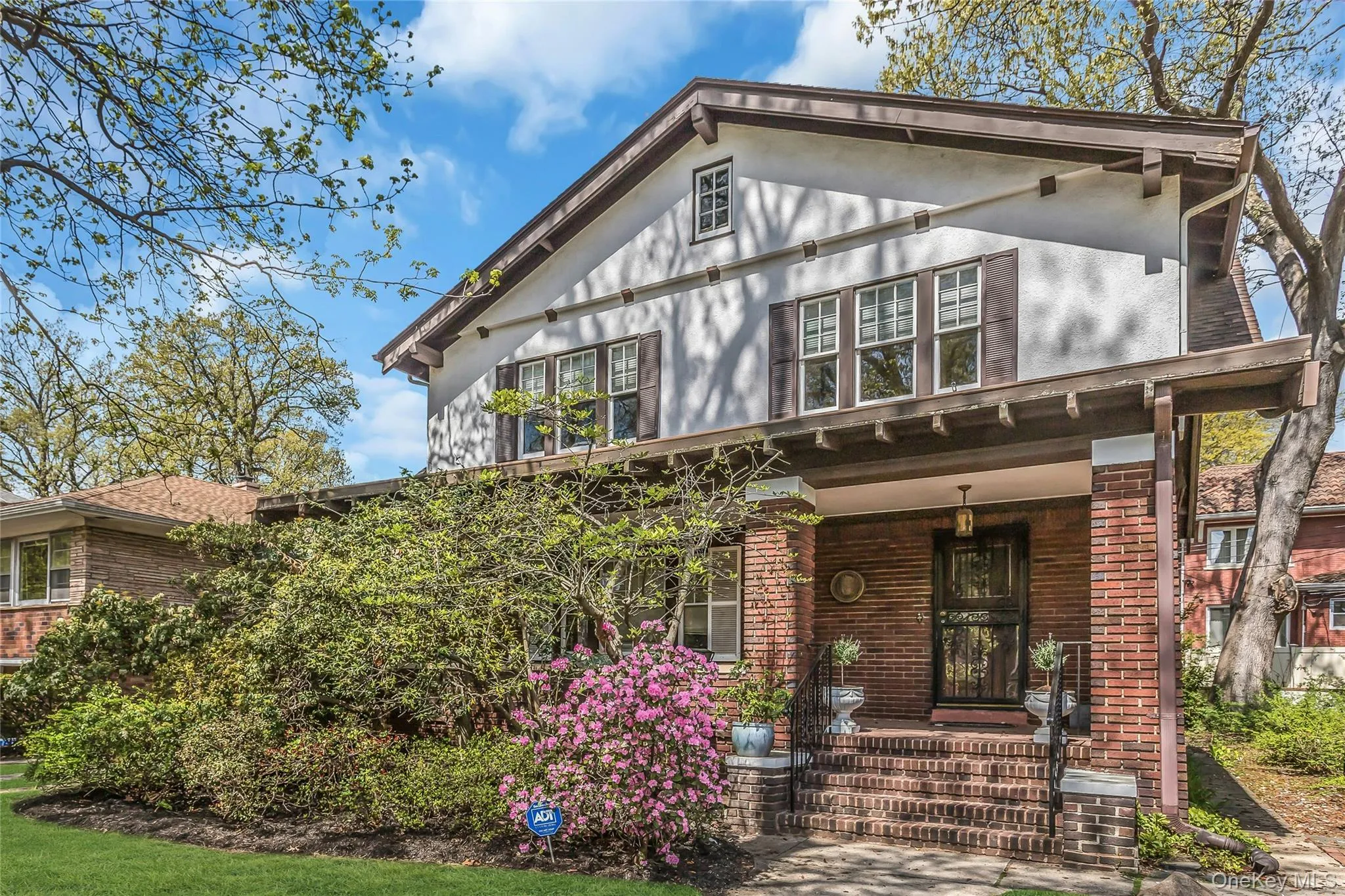 116 82nd Road, New York, NY, 4 Bedrooms Bedrooms, 10 Rooms Rooms,1 BathroomBathrooms,Residential,For Rent,82nd,0,990448 116 82nd Road, New York, NY, 4 Bedrooms Bedrooms, 10 Rooms Rooms,1 BathroomBathrooms,Residential,For Rent,82nd,0,990448