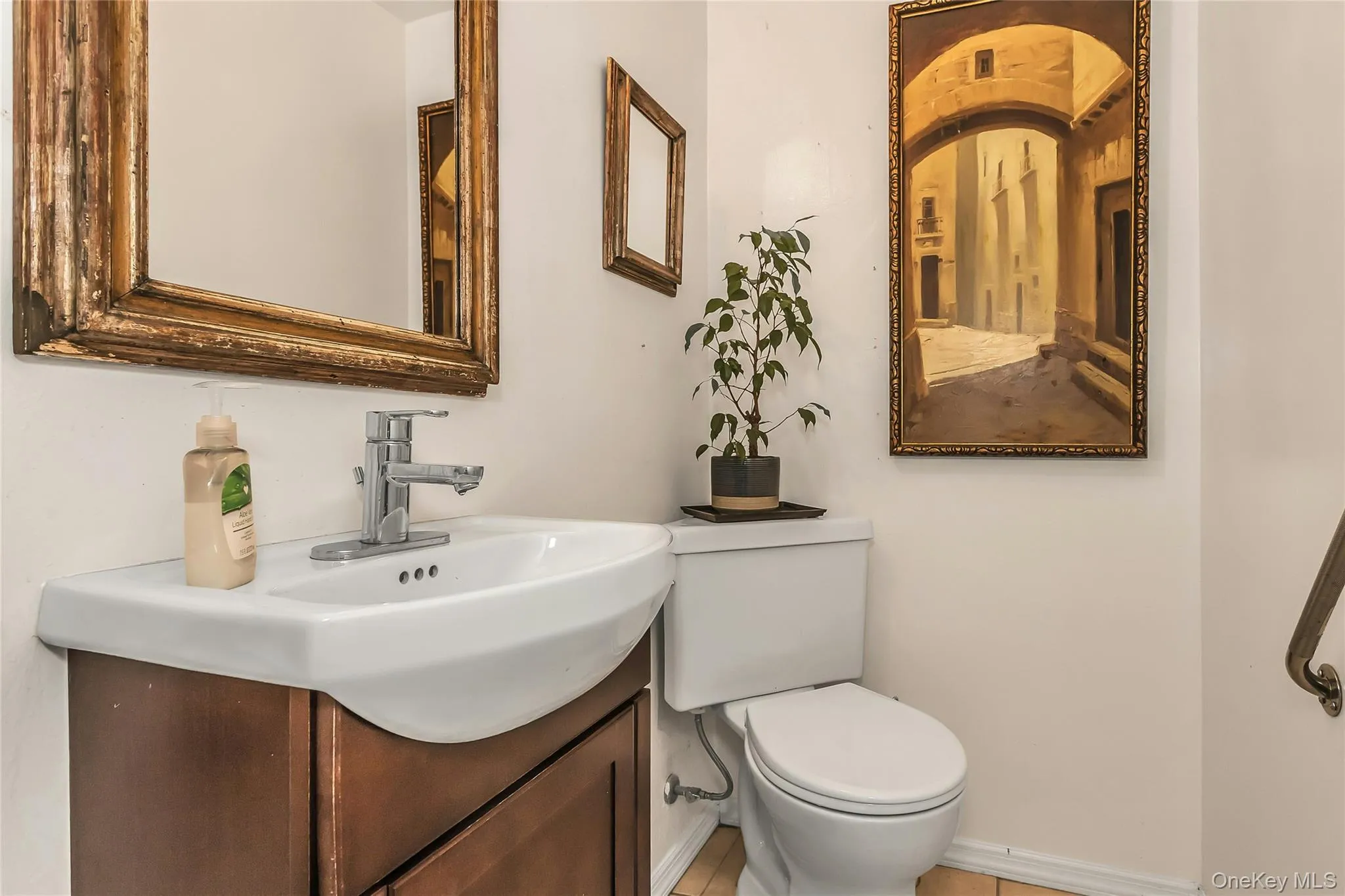 116 82nd Road, New York, NY, 4 Bedrooms Bedrooms, 10 Rooms Rooms,1 BathroomBathrooms,Residential,For Rent,82nd,0,990448 116 82nd Road, New York, NY, 4 Bedrooms Bedrooms, 10 Rooms Rooms,1 BathroomBathrooms,Residential,For Rent,82nd,0,990448